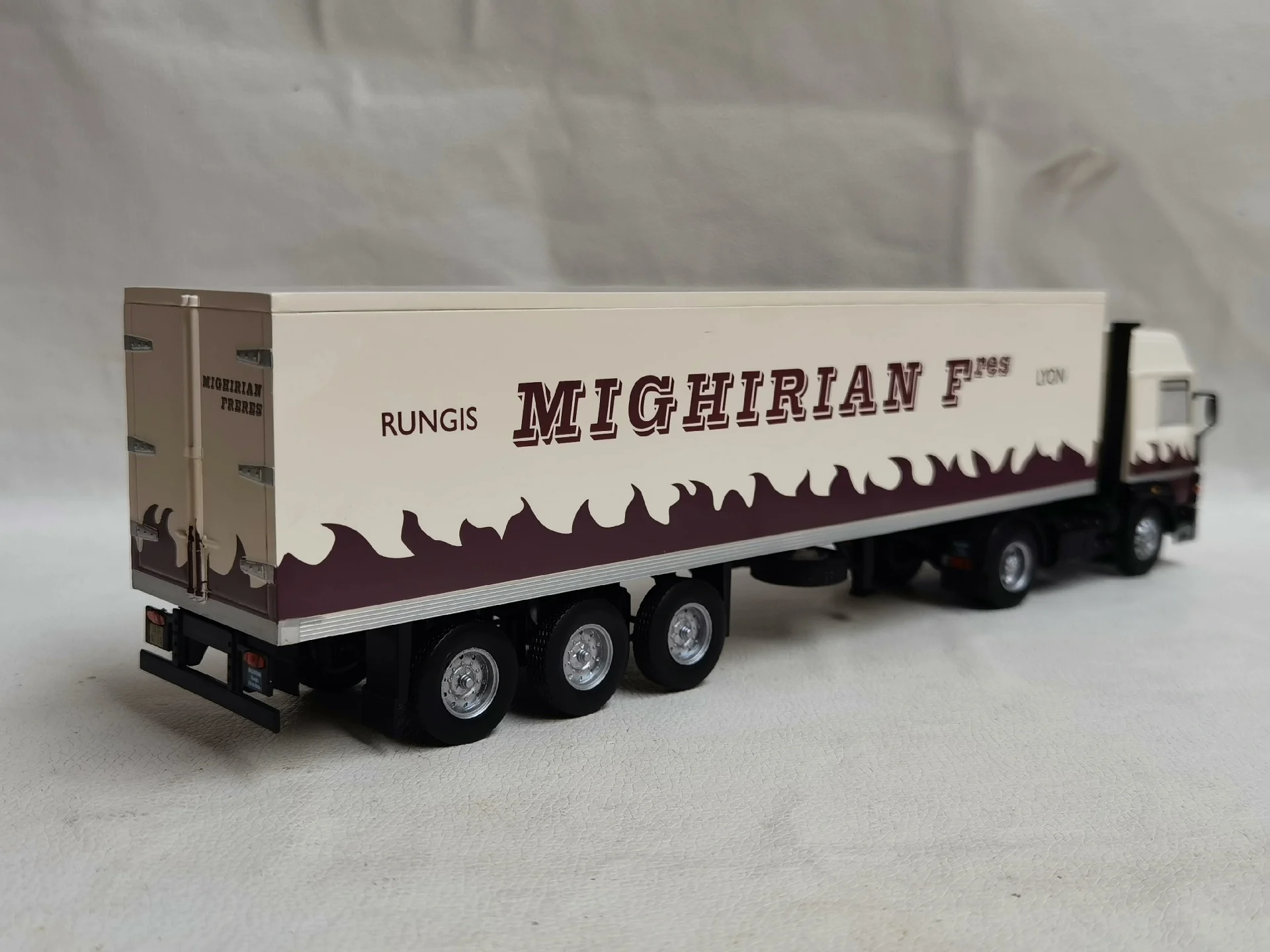 다이캐스트 IXO 1/43 스케일 RENAULT Turboleader Renault 트랙터 플라스틱 캐리지 합금 자동차 모델 Collectible Toy Gift Souvenir