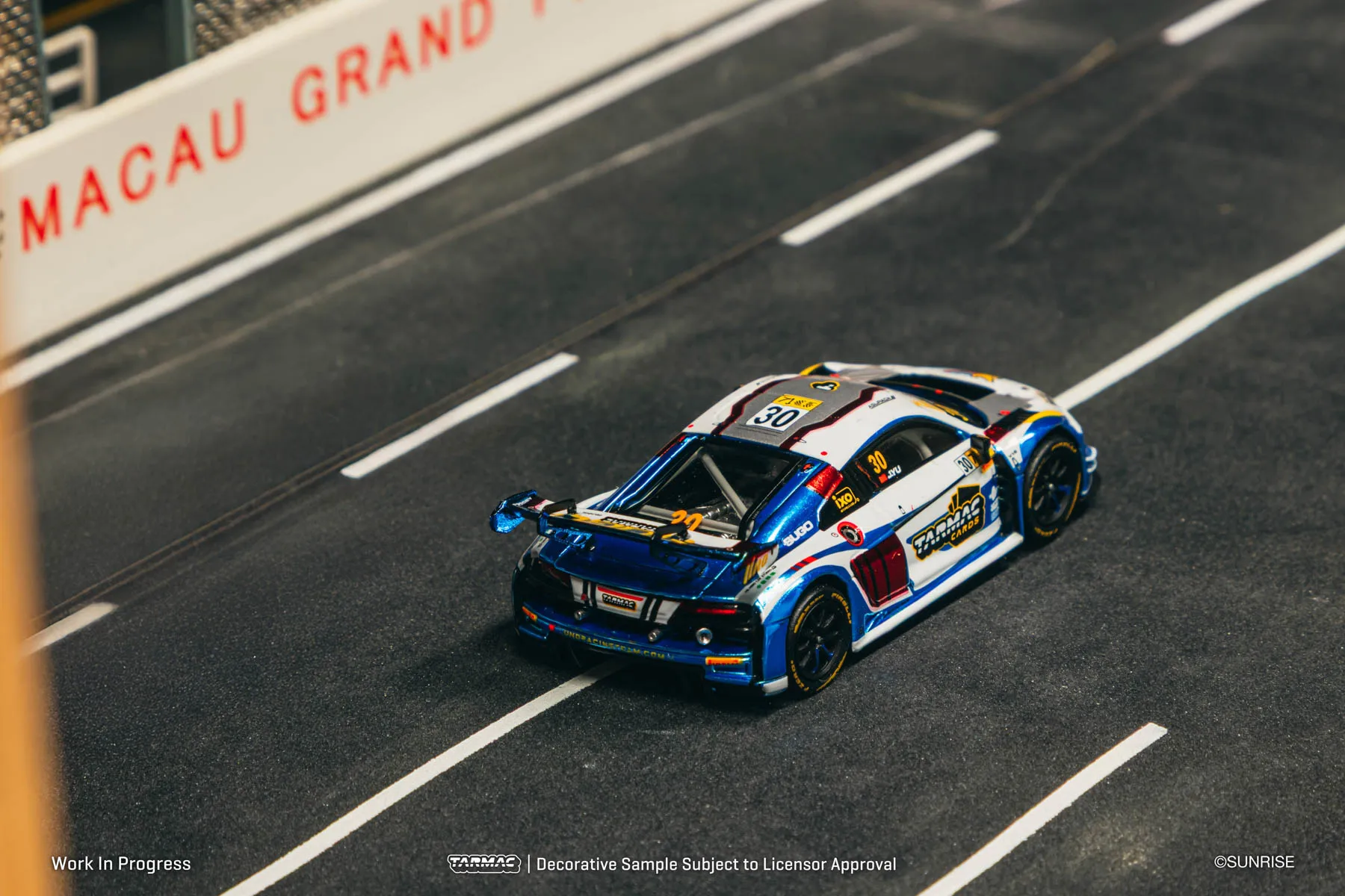 tarmac-works-tw-1-64-r8-lms-gt3-evo-ii-macau-gt-cup-fia-gt-world-cup-modele-de-voiture-miniature