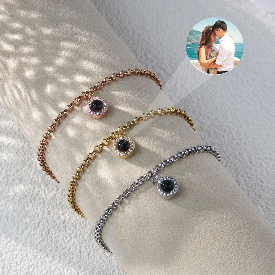 

Projection Photo Circle Bracelet with Stainless steel a chain Cubic Zirconia Bracelet Bangle Jewelry for Men Women Party Gift