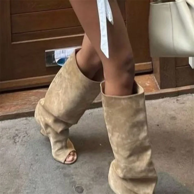 Thumbnail 4 - #71 Latest High Boots Offers