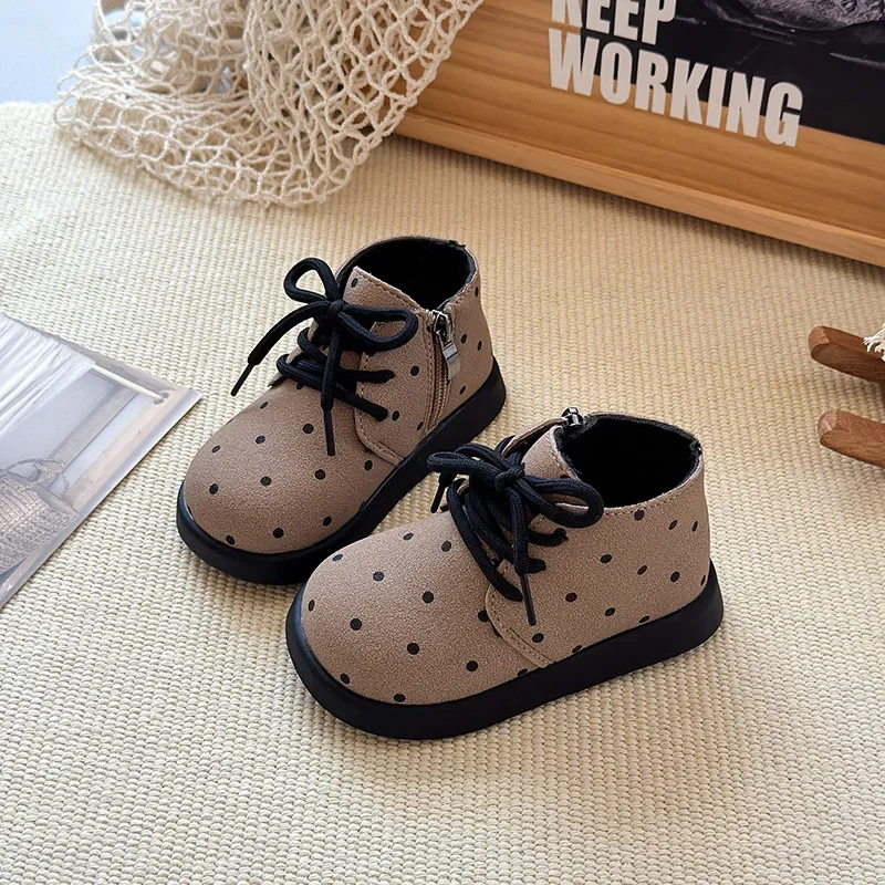 

Милые ботинки принцессы для девочек в горошек, детские короткие сапоги с мягкой подошвой, осень-зима 202, детские ботильоны с круглым носком, боковая молния