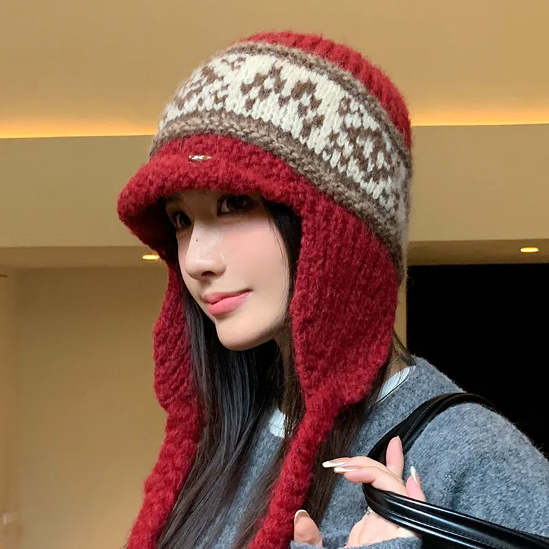 

Retro Knitted Wool Hat Piled Thickened Thermal Ear Protection Hat Versatile Big Head Circumference Lei Feng Hat