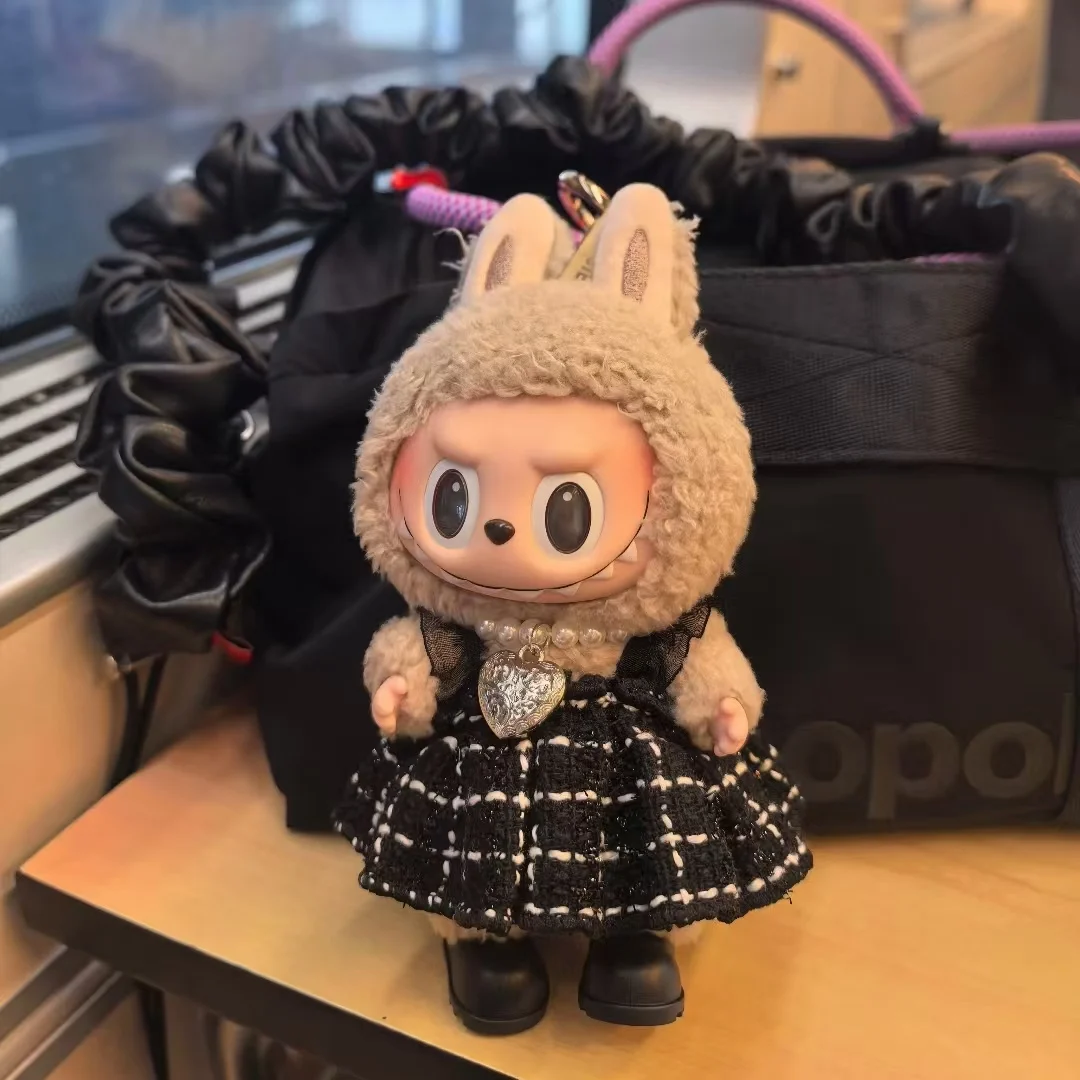 Für Labubu Puppe Kleidung Outfit Zubehör Labubu Kleidung Designer Schwarz und Weiß Kariertes Kleid Set DIY Mini Puppen Kleidung Geschenk