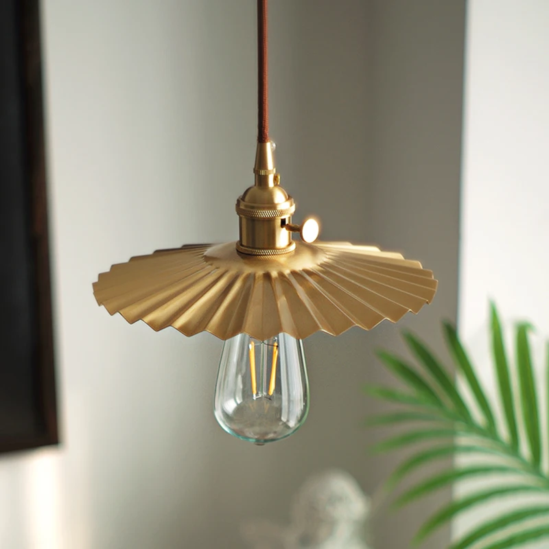 Retro brass chandelier with glass lampshade, used in restaurants, bedrooms, balconies, foyer, bedside bars, etc