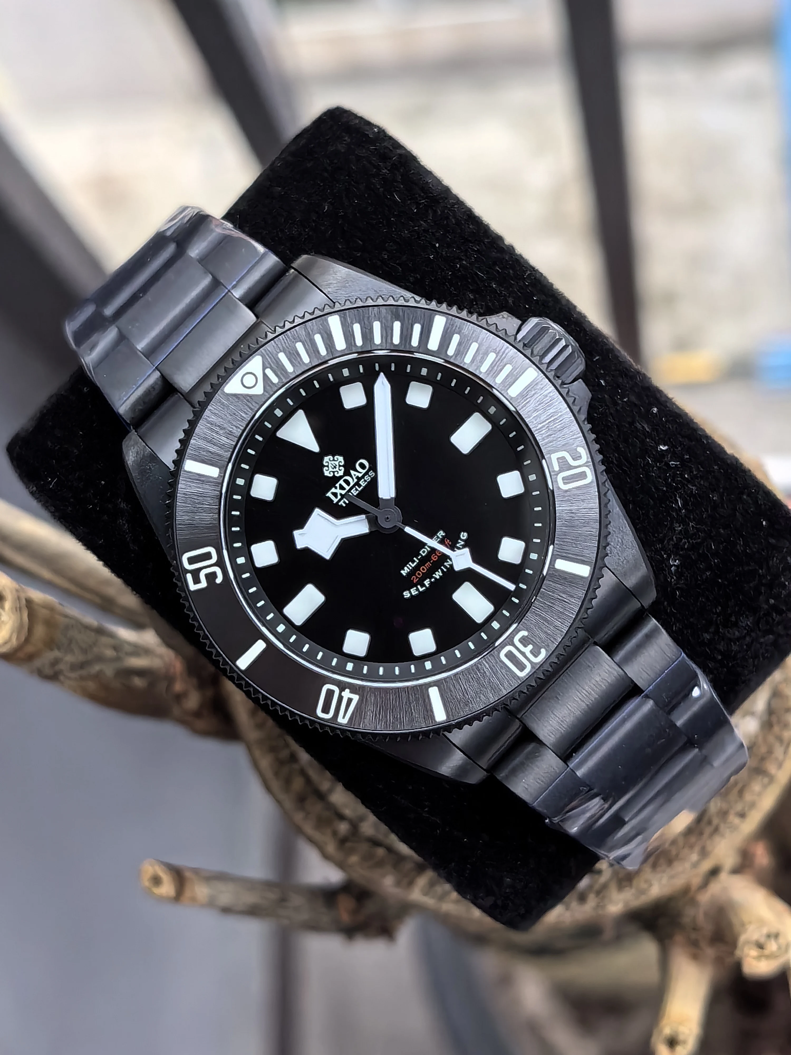 IXDAO 2024 New Men\'s Automatic Mechanical Watches Black Vader PT5000 Titanium Fashion Sports Diving Watch BGW-9 watches for men