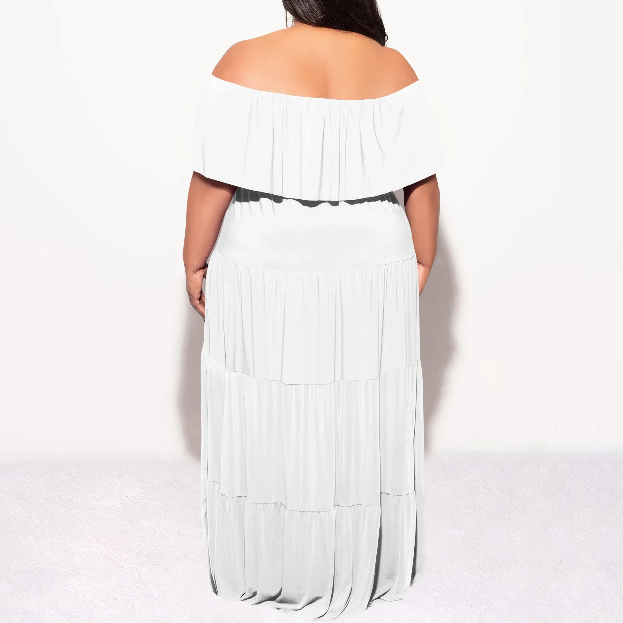 ผู้หญิงขนาดบวกปิดไหล่ชุดแม็กซี่นัวเนีย Flowy ลําลองฤดูร้อน Boho ชุดยาว
