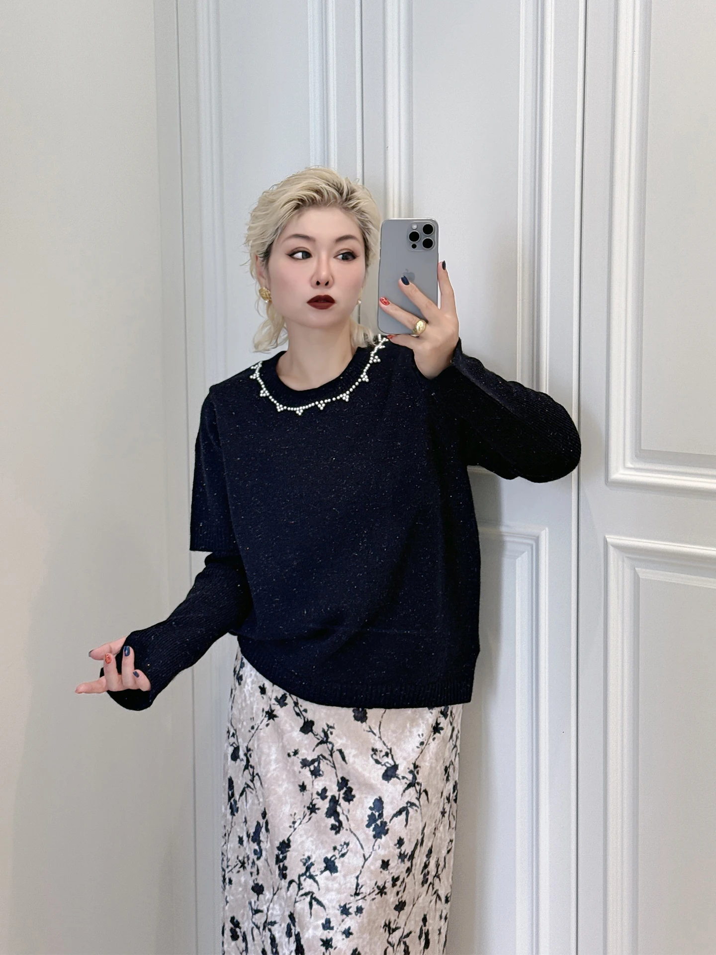 

Женский свитер больших размеров с богатой вышивкой бисером, модный повседневный вязаный топ с уникальными красивыми рукавами