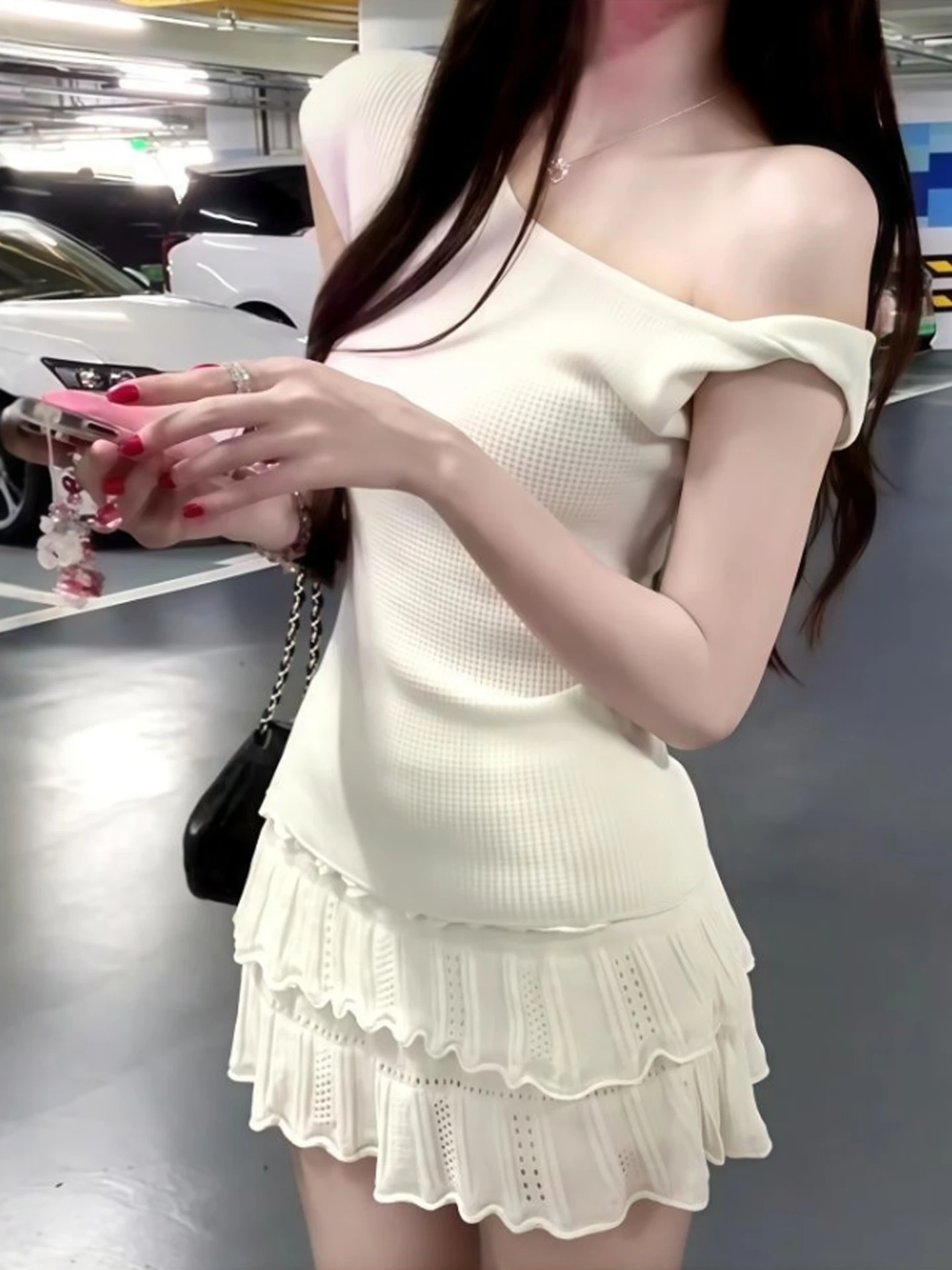 

Сексуальный женский вязаный комплект ранней осени с высокой талией и завязкой на талии с деревянной юбкой на пуговицах ort Sve Long Sve