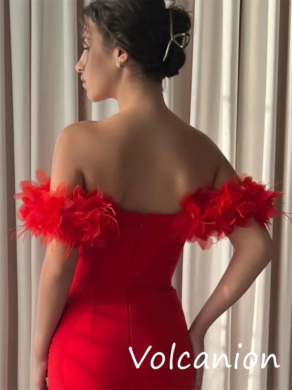 الأحجام المخصصة المتاحة جيرسي الطية زهرة البوق خارج على الكتف فساتين طويلة مخصصة مناسبة رسمية