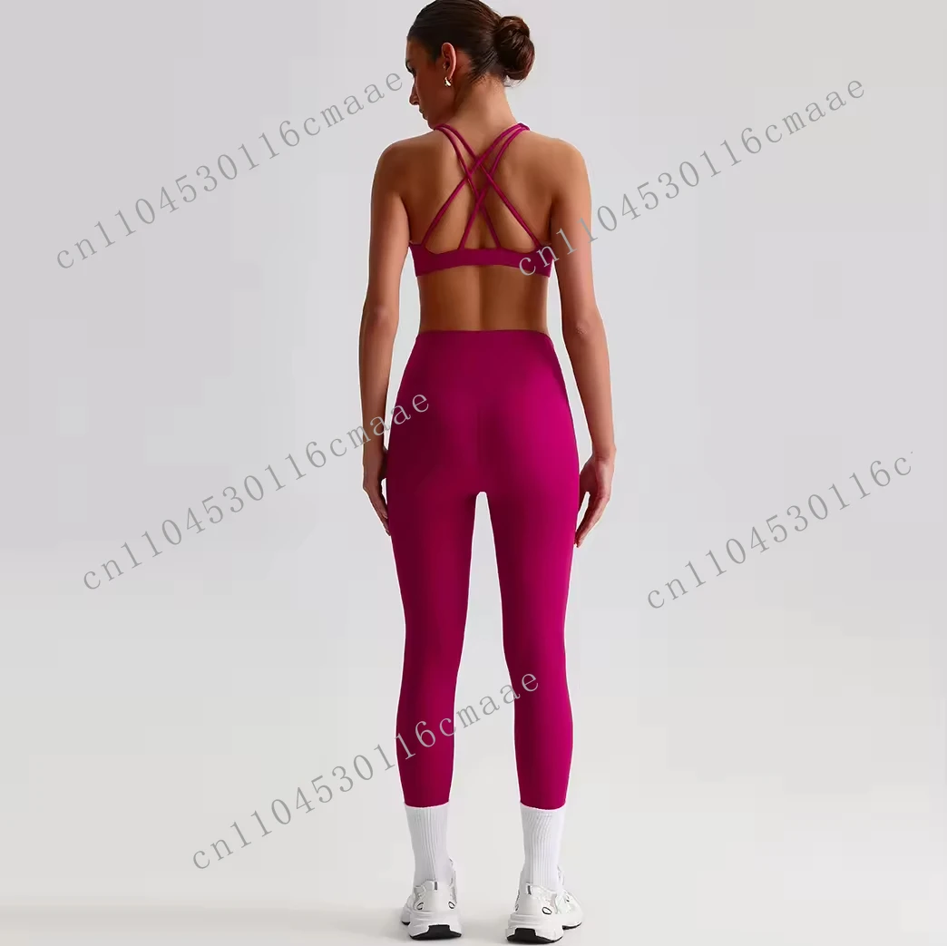 Women Fitness Yoga Wear Quick-Dry Breathable Sports Bra and Legging Set High Neck Comfort Yoga Pants Set