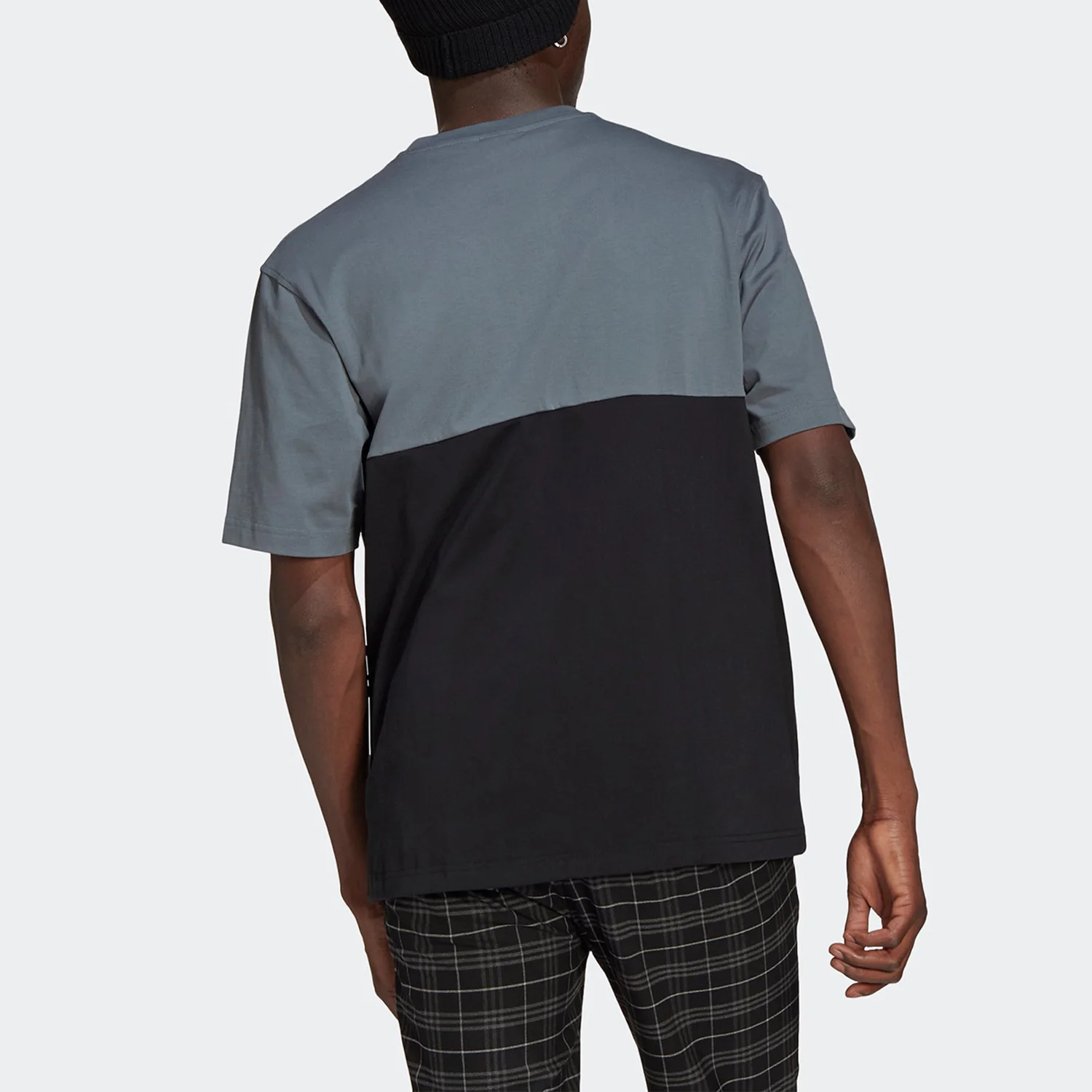 Adidas genuine Three-Leaf Men's Casual Round Neck Sports Short Sleeve T-Shirt GN3504