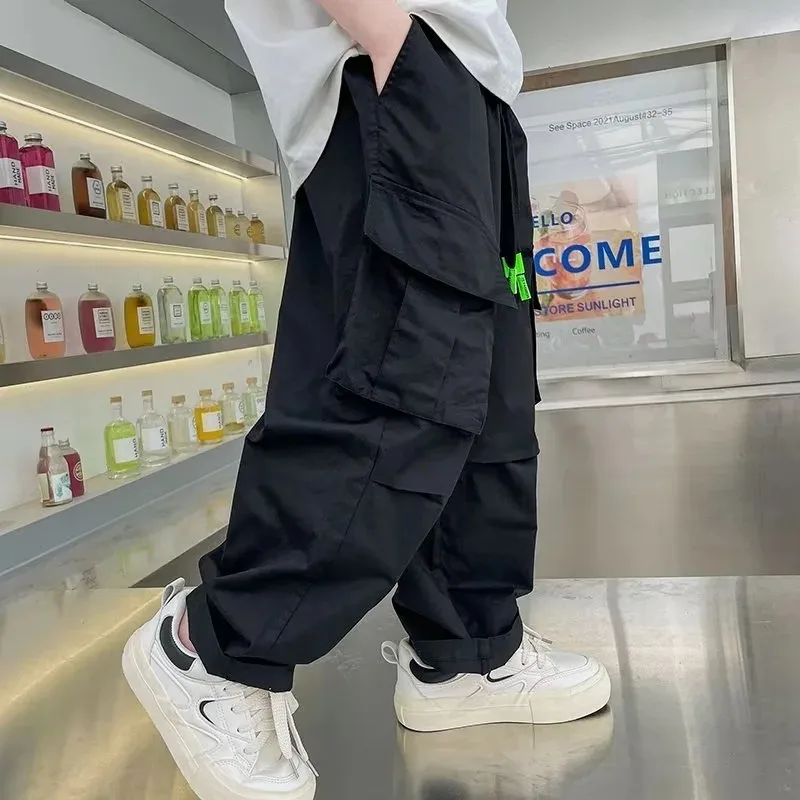 4-14 Jahre Jungen Casual Latzhose UNITIM Herbst Kinder Jungen Cargo-Hose Lose Elastische Taille Junior Jungen Hose mit Schriftzug Kinder Jungen Hose – Detail 8
