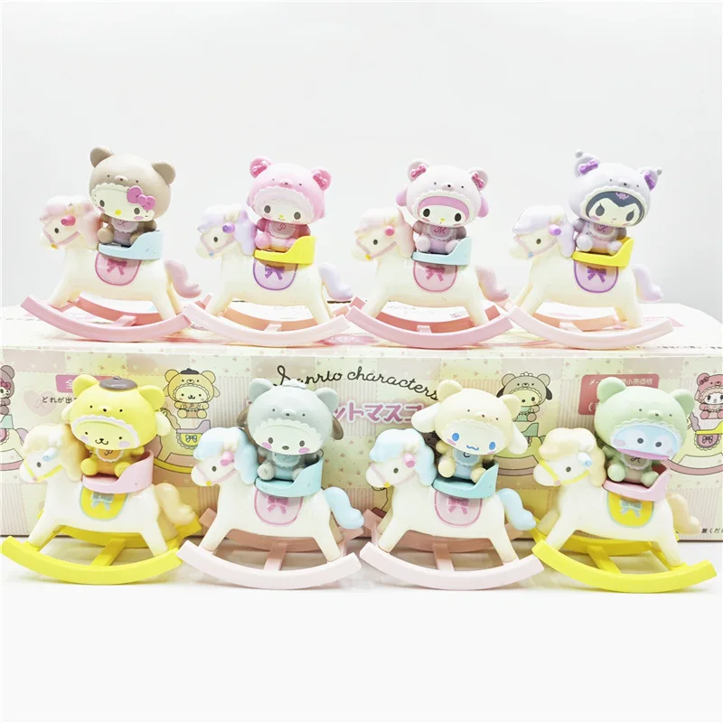 

8 Uds Miniso Sanrio Hello Kitty Dibujos Animados Latte Oso De Peluche Caballo BalancíN Adorno De Mesa Kuromi Jade Perro