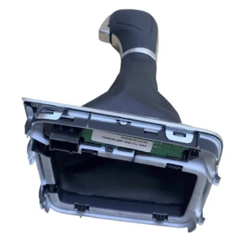 

L5GG713203CUMF Оригинальная пластина центральной консоли, ручка переключения передач, базовый узел, черный для Volkswagen Golf 7, 7,5 L5GG 713 203 C UMF