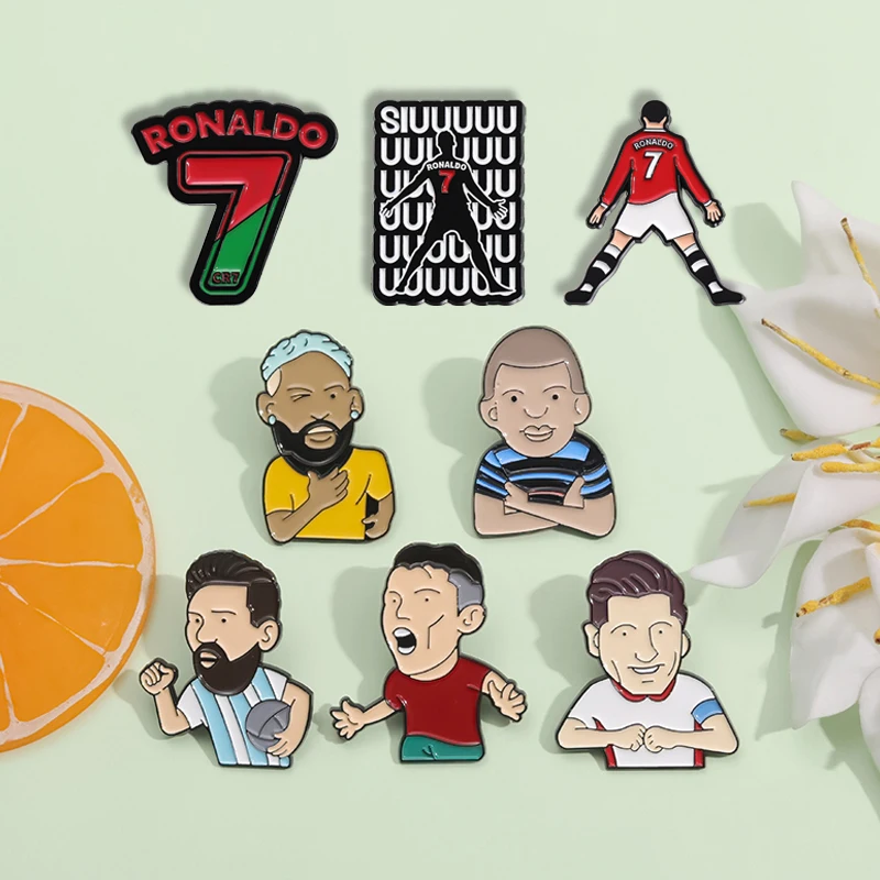 Creative Football Enamel Pin Cool Star Professional Athletes Brooches Lapel Backpack Badge Party Jewelry Gift For Fans Friends