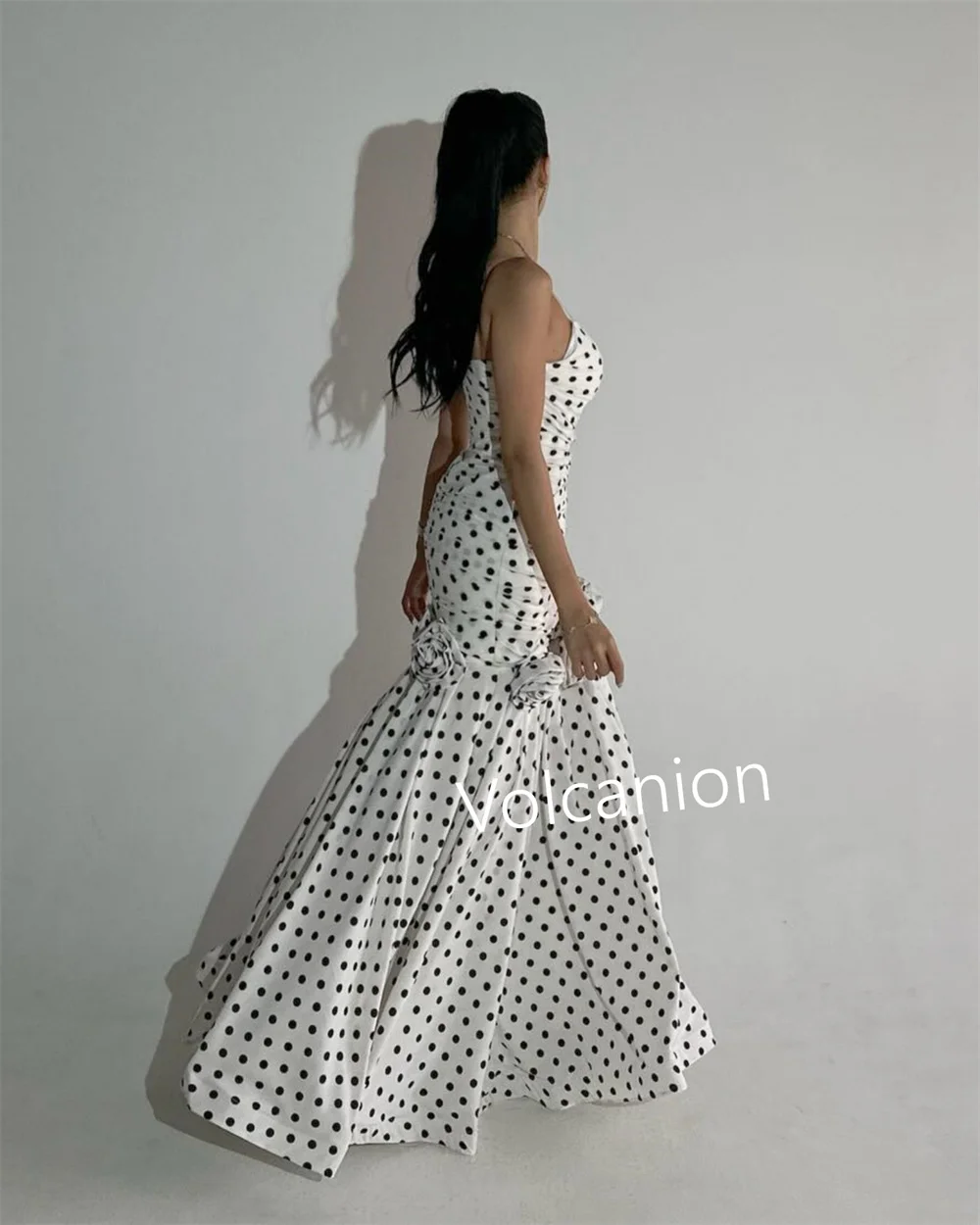 カスタマイズされたジャージー手作りフラワートランペットストラップレスロングドレスオーダーメイド機会ホームカミングシンプルなサイズあり