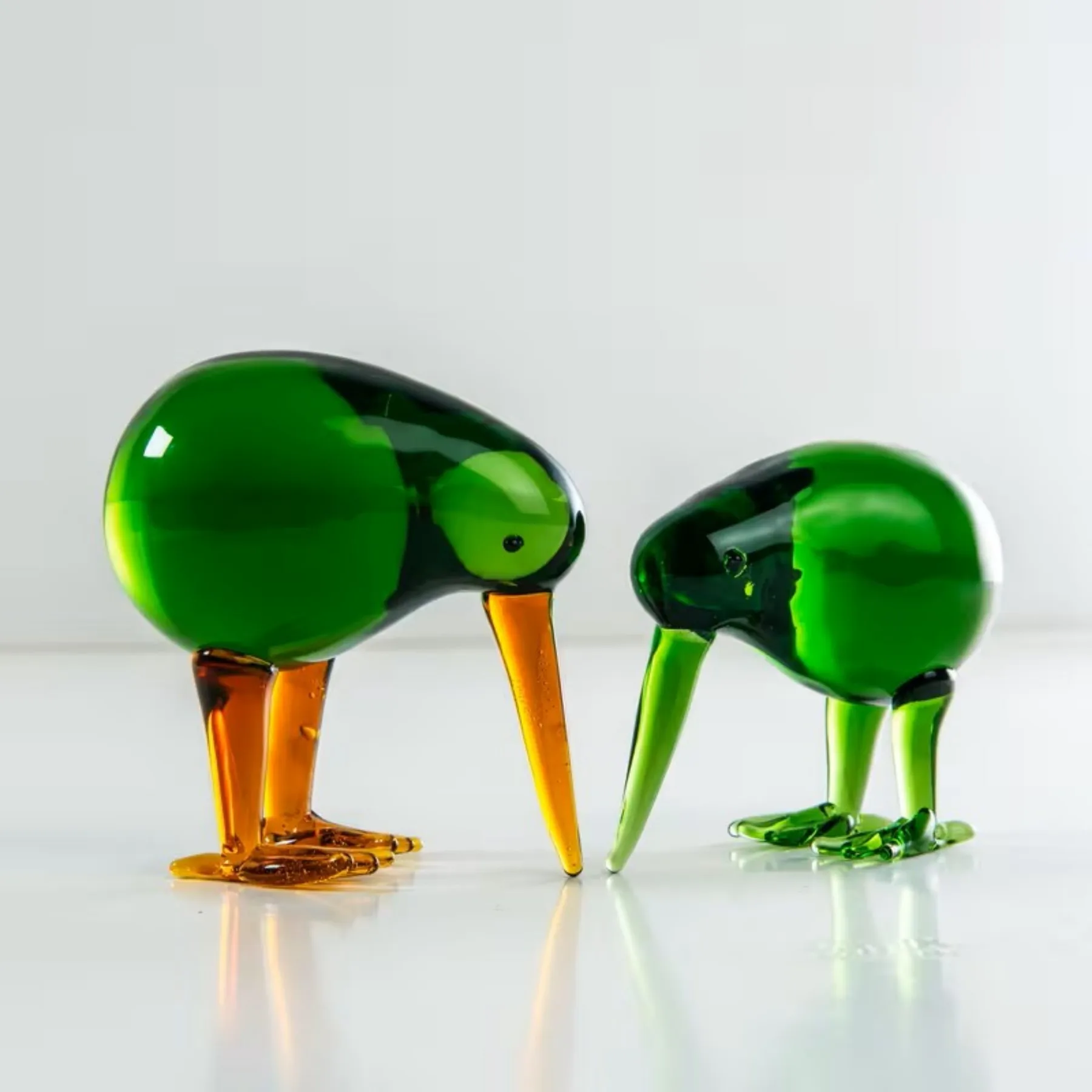 Hand Blown Green Kiwi Bird Statue - Cute Long Beak Glass Figurine, New Zealand Animal Decor, Modern Desk Home Gift
