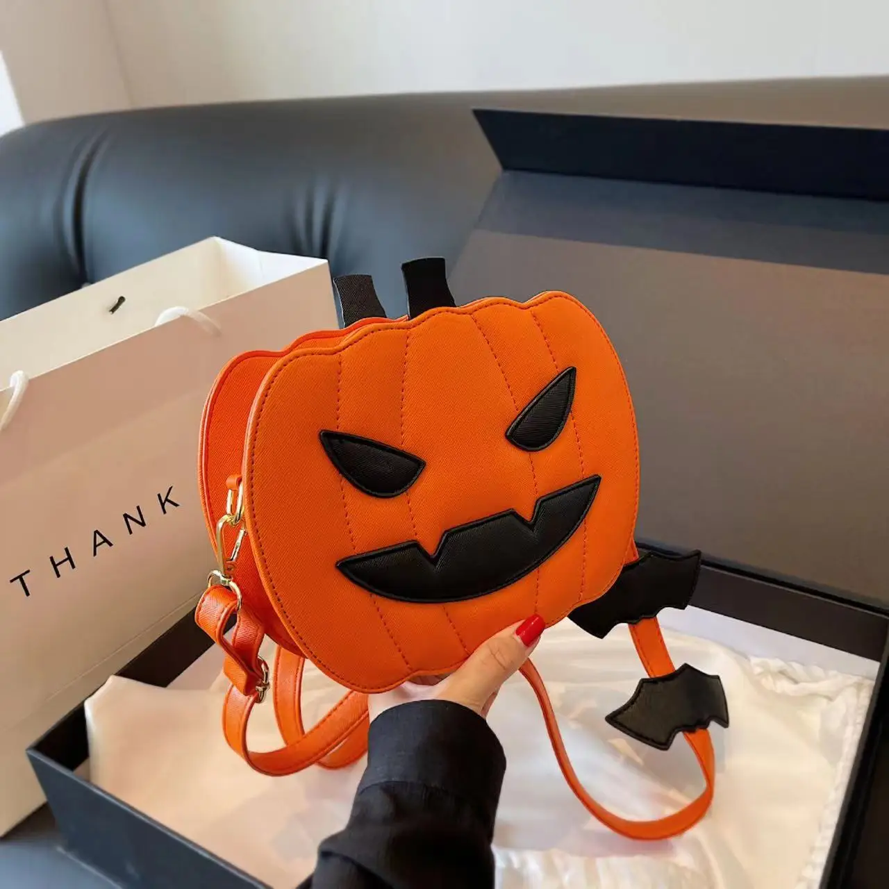 

Funny 2023 Halloween Pumpkin Bag Cute Creative Crossbody Bag Gift for Boys Girls Men Women Ghost Carnival All Saints' Day Decor