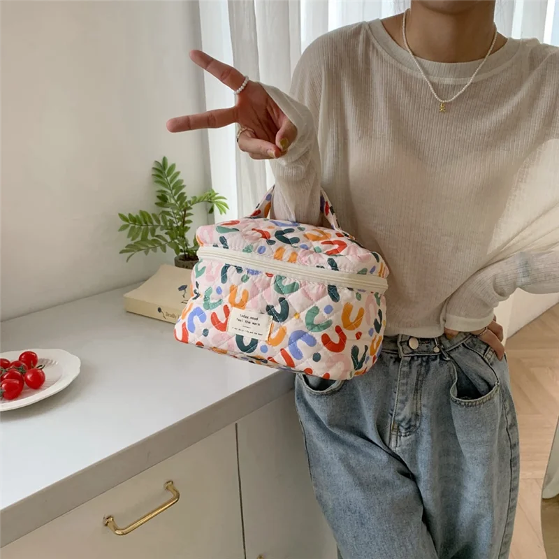 ABWR-1 قطعة حقائب مستحضرات التجميل للنساء حقيبة مكياج UU لطيفة كما هو موضح حقيبة تخزين منظم للمكياج ، حقائب أدوات الزينة للسفر ، حقائب اليد Pur