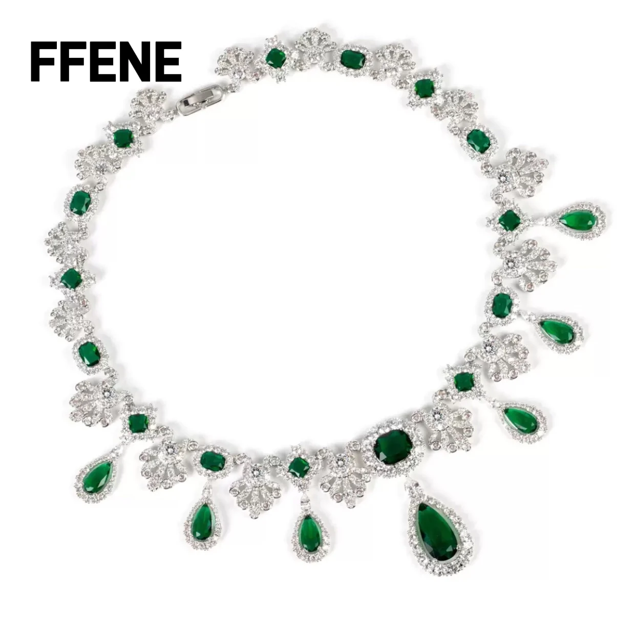 

[Classic] Hot-selling Louvre Palace Collection Green Luxury Necklace and Earrings Set, Court Style, High-end Feeling, Luxurious