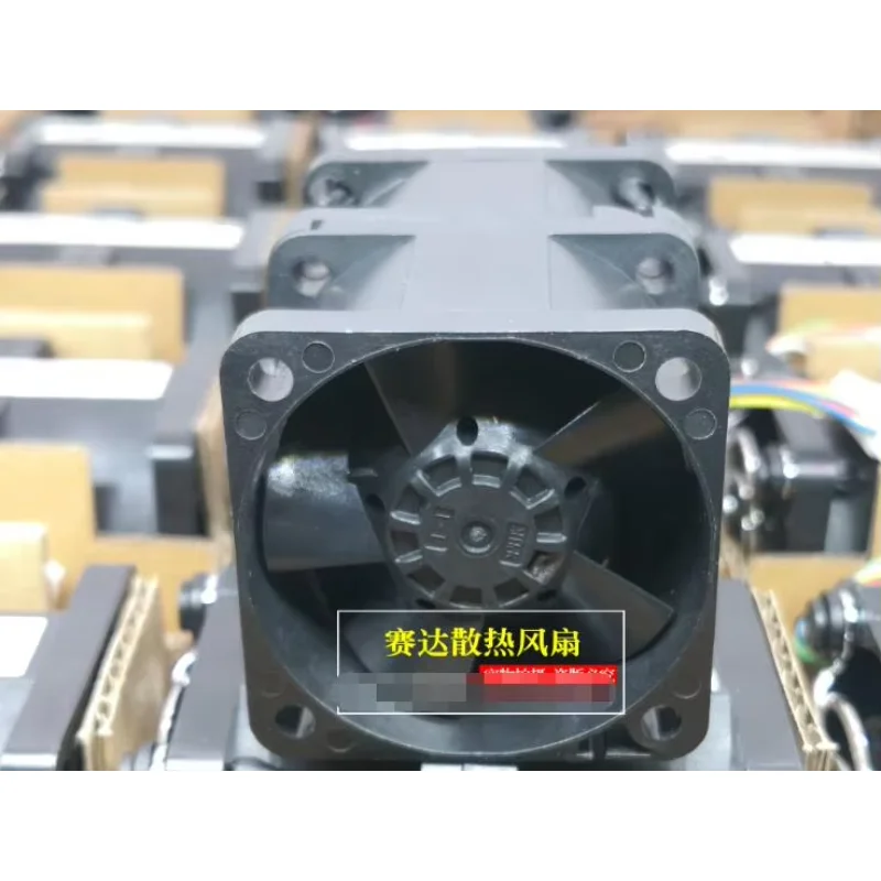 NMB 04056EA-12R-WUE DC 12V 1.1A 40x40x56mm مروحة تبريد الخادم