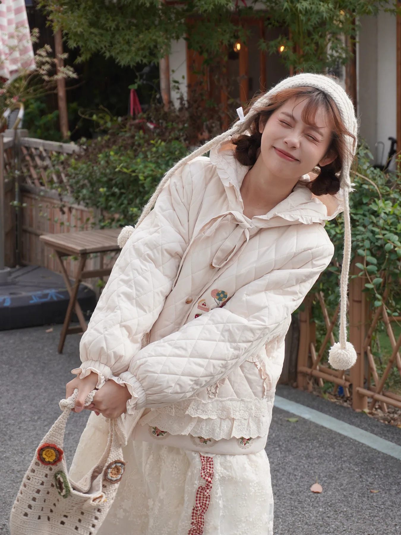 موري بنات الحلو لوليتا سترات قصيرة مقنعين 2025 الشتاء اليابانية فتاة ناعمة لطيف مطرزة الدانتيل حافة سترات دافئة سميكة