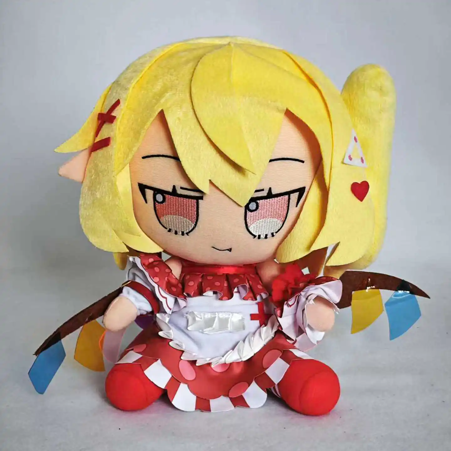 30 センチメートル東方プロジェクトフランドール・スカーレットかわいい FUMO ぬいぐるみ綿人形枕アニメコスプレ漫画座っているぬいぐるみギフト