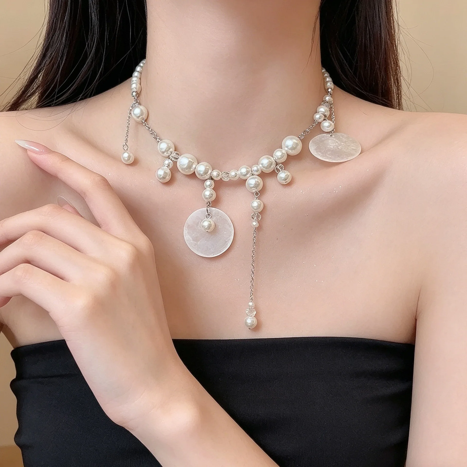 Natural Round Shell Pearl Tassel Necklace French Light Luxury Ethereal Collarbone Choker for Women Beach Vacation