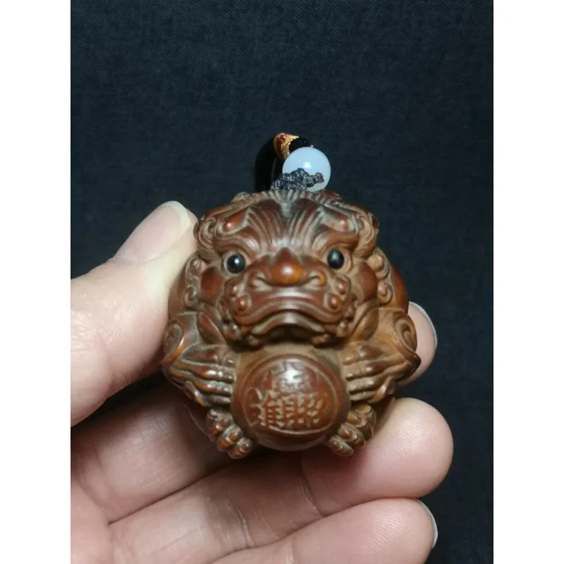 Japanese boxwood hand carved vivid lion Figure statue netsuke collectable gift