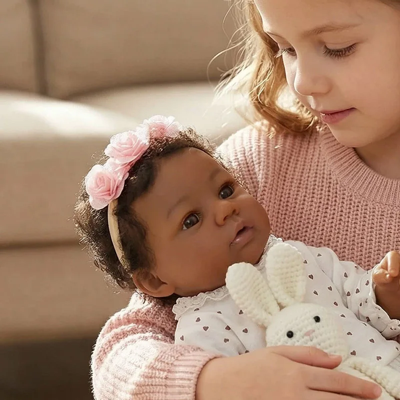 

Кукла NPK 19 дюймов, ручная роспись, темная кожа, высокое качество, Reboen Abigail, реалистичная, размер настоящего младенца, очень реалистичная, мягкая на ощупь, для девочек, подарок