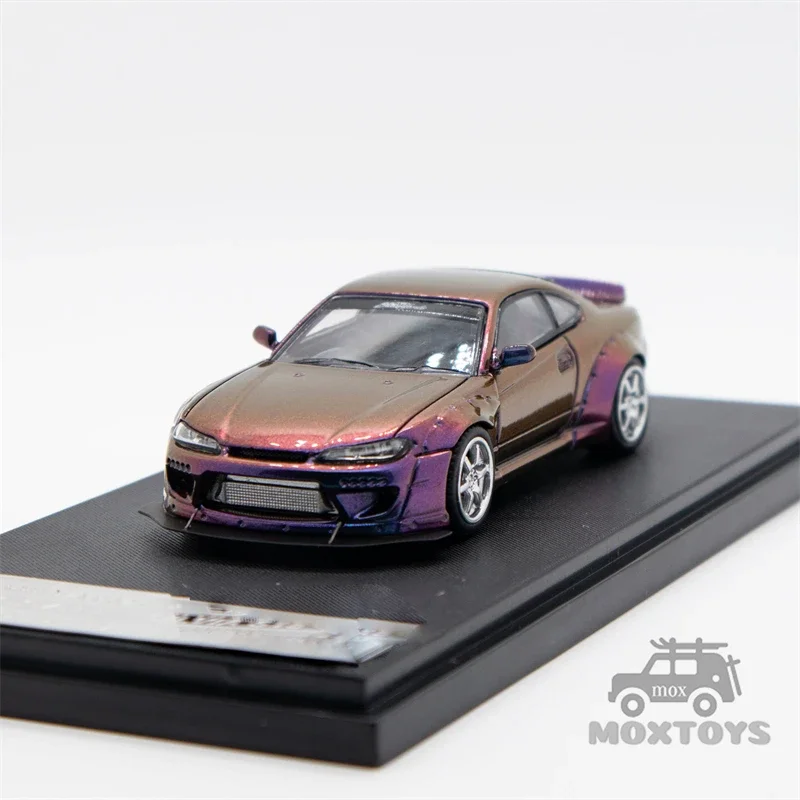 

Модель автомобиля под давлением Nissan Slivia S15 RocketBunny Limited299, уличное оружие, 1:64