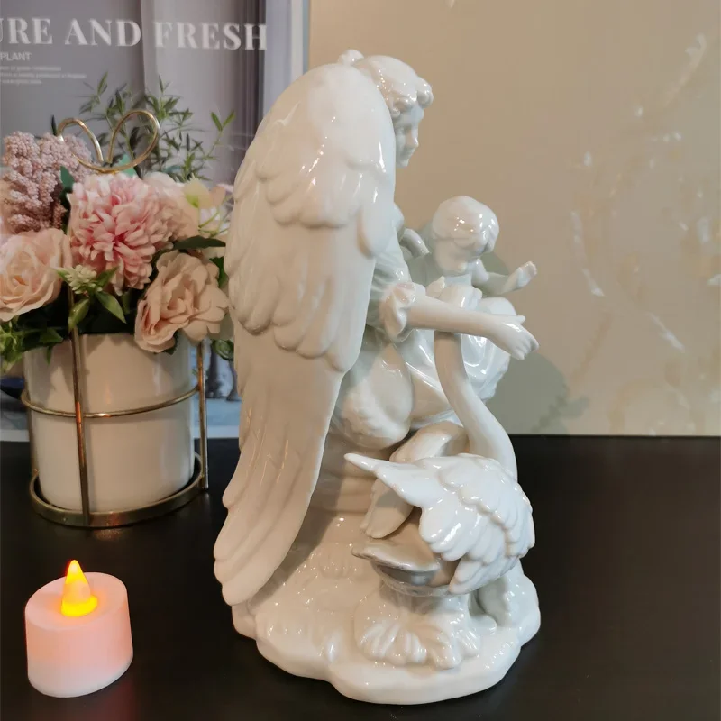 Owell Ceramic angle Figurine Ornaments European Porcelain Angel Sculptures Home Table Decoration Birthday Gift