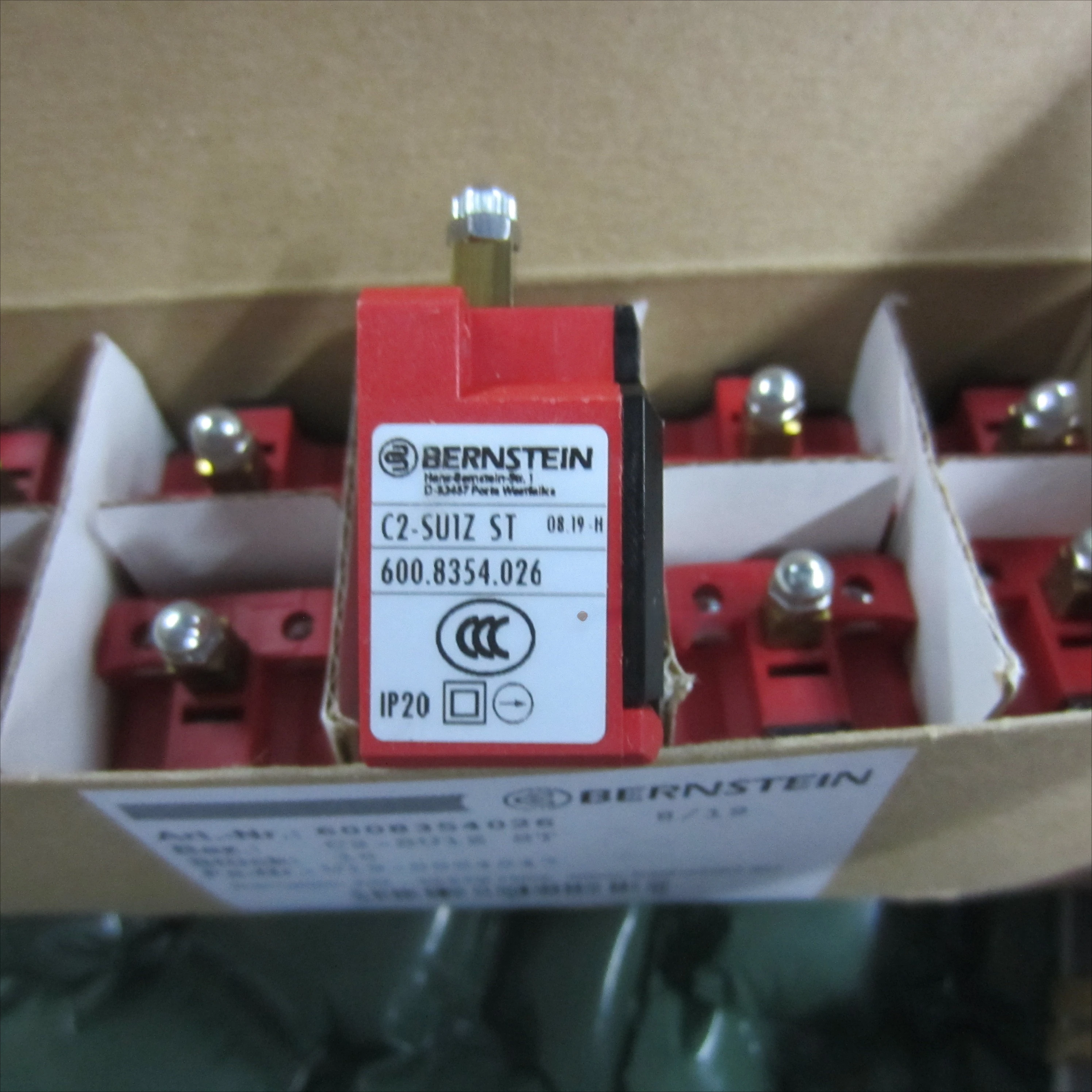 C2-U1Z 600.8101.001 Bernstein 600.8351.002 Limit Switch