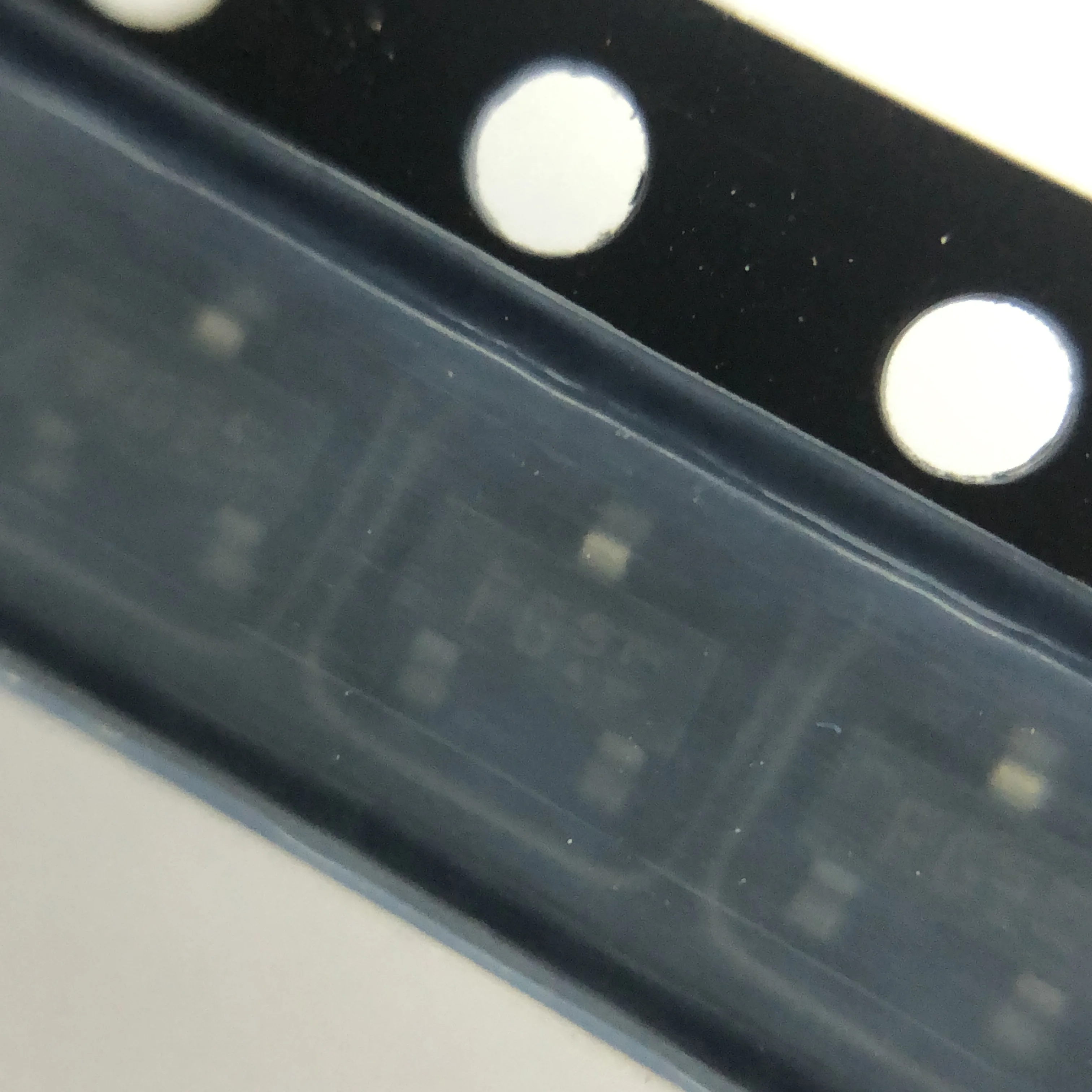 100 Buah/Lot BCV47E6327 BCV47E6327HTSA1 BCV47 PENANDAAN: FGs RANS NPN DARL 60V 0,5A PG-SOT23