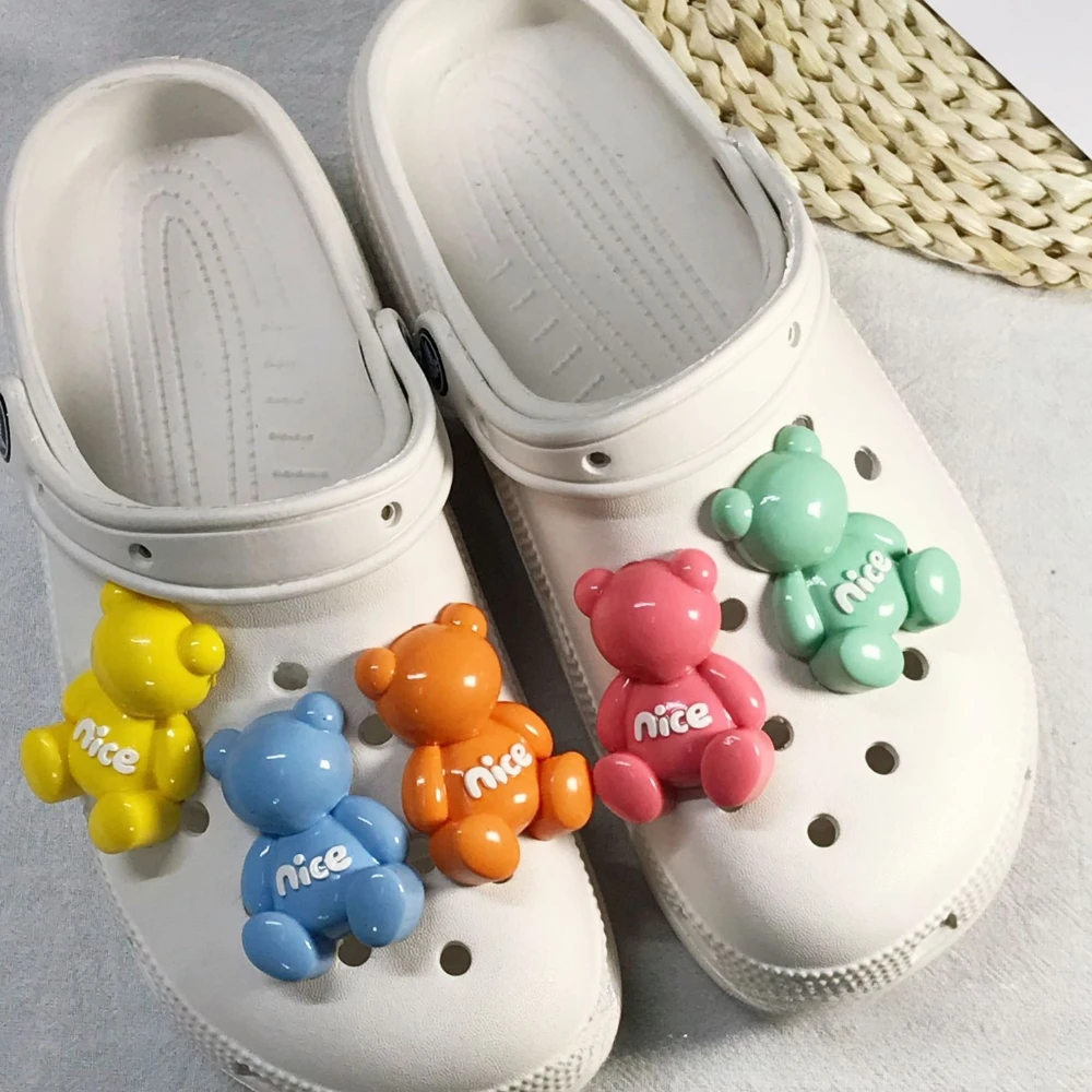 MINISO Cartoon Cute 3D Bear Shoe Charm DIY Shoe Decorations Accessories for Bogg Bag Slides Sandals Clogs Kids Gifts