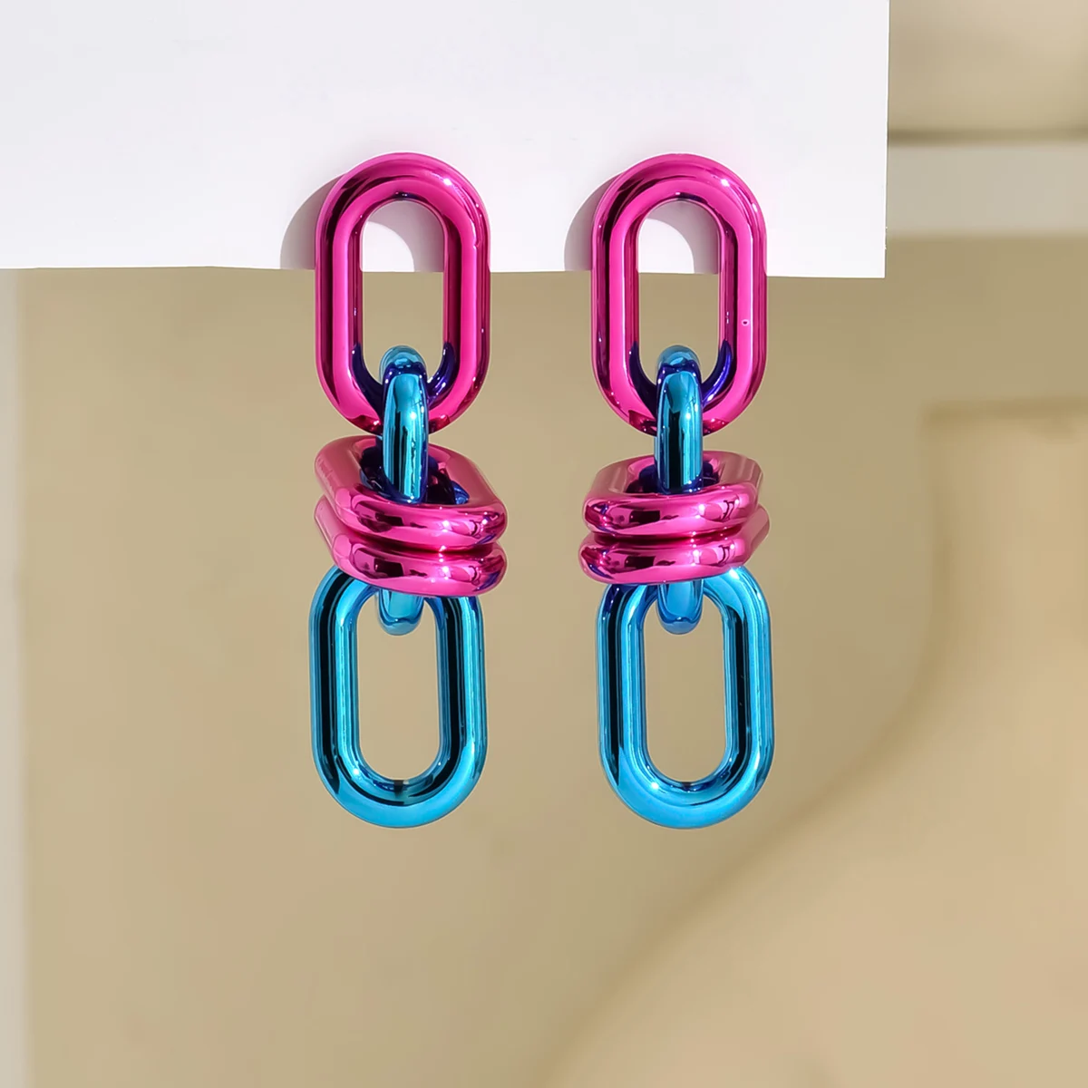 2023 Vintage Acrylic Chain Long Drop Earrings for Women Punk Metallic Green Geometric Earring Trendy y2k Jewelry