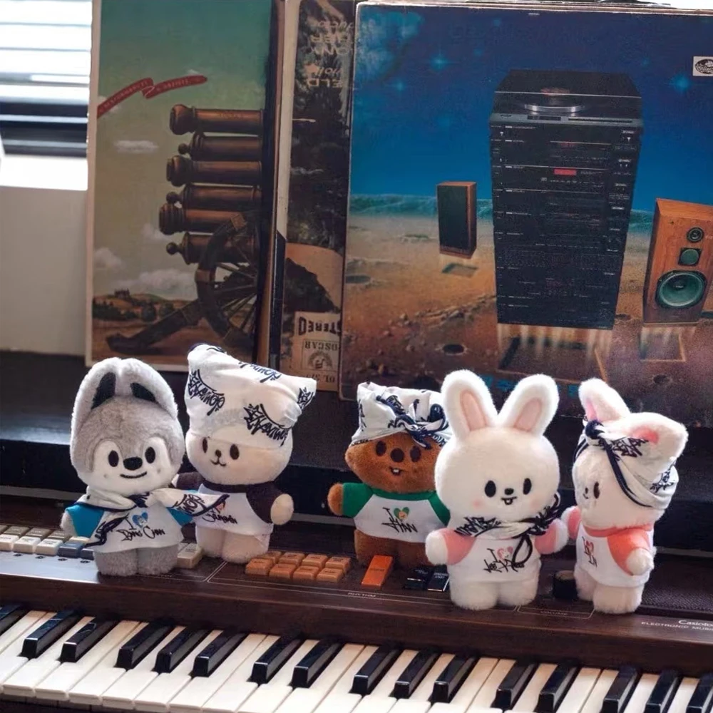 

Магнитная кукла-брелок 440style Stray Kids, подарок на фестиваль, коллекционный брелок для сумки SKZOO, подарок-кукла