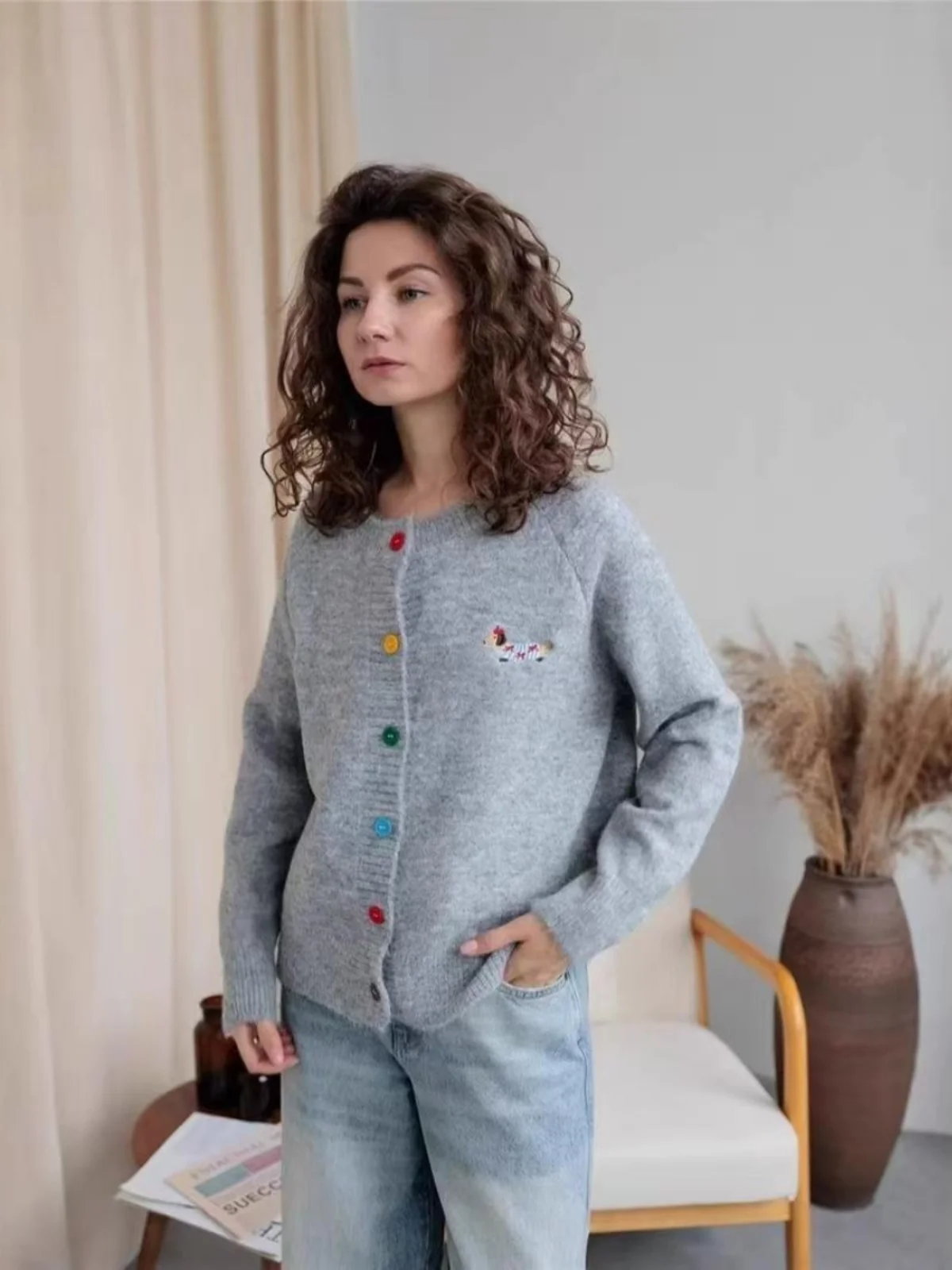 

Long Sve round Ne Knitted Cardigan Sweater with Embroidered Dog Design Versatile Autumn Winter Faion for Young Women