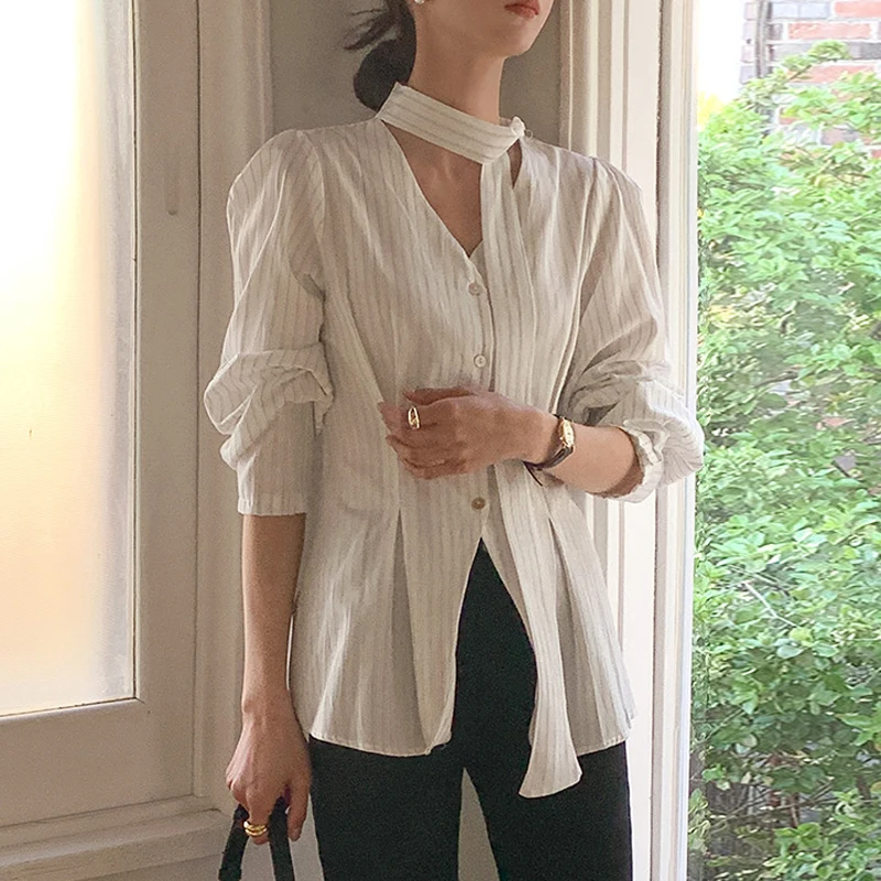 

Весна 2026: Новая корейская модная универсальная полосатая блузка с длинным рукавом для женщин, элегантный дизайн, классический прямой крой