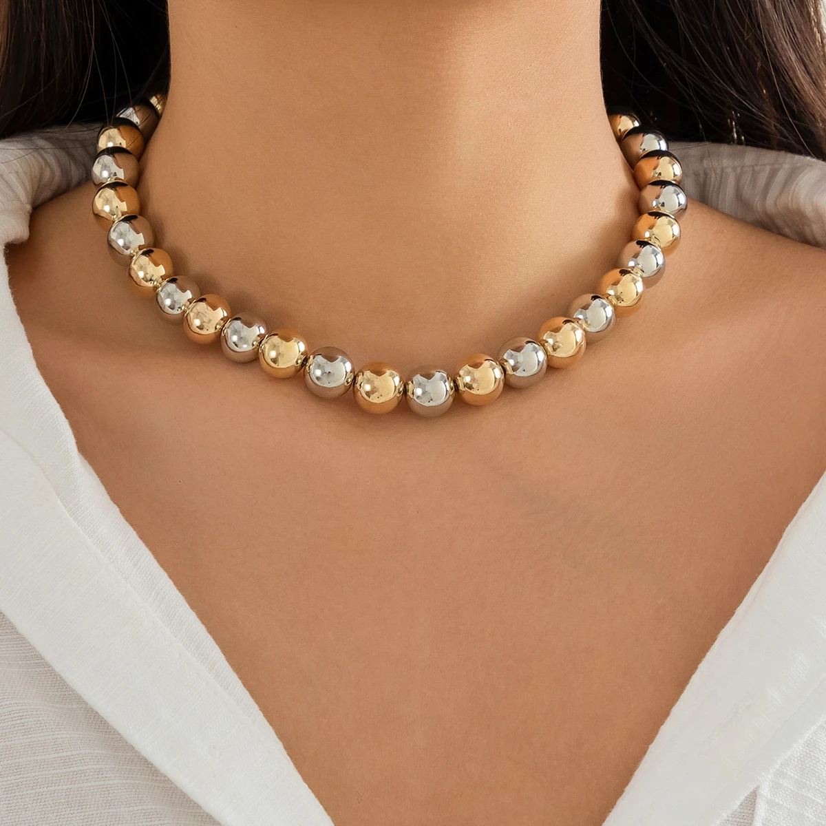 Trendy Charms Big Ball Perlen Kurze Halsband Halskette für Frauen Große Perlen Ketten Kragen am Hals Zubehör 2024 Modeschmuck