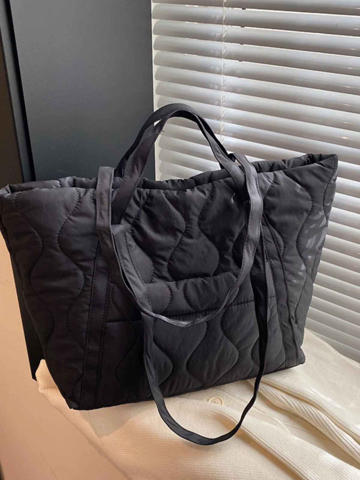 

Faionable Large Capaci mat Women's Bag Korean Sle Embroidered Nylon Handbag Soft oulder Tote Casual Crossbody