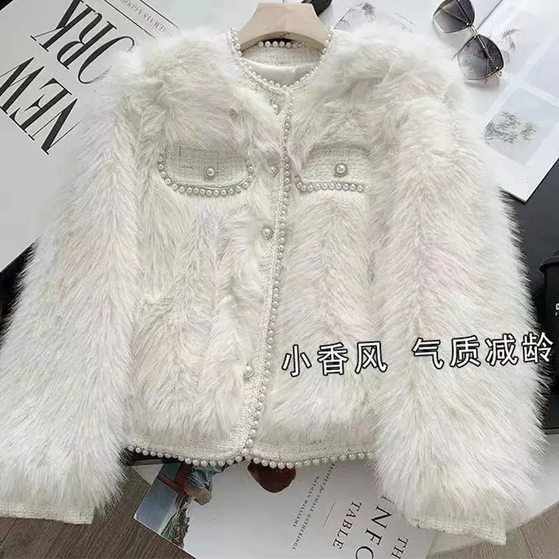 White Imitation Fox Fur Grass Coat For Women's Autumn Winter Short Down Cotton Jacket Fashion Pearl Button Fur Coat Quilted