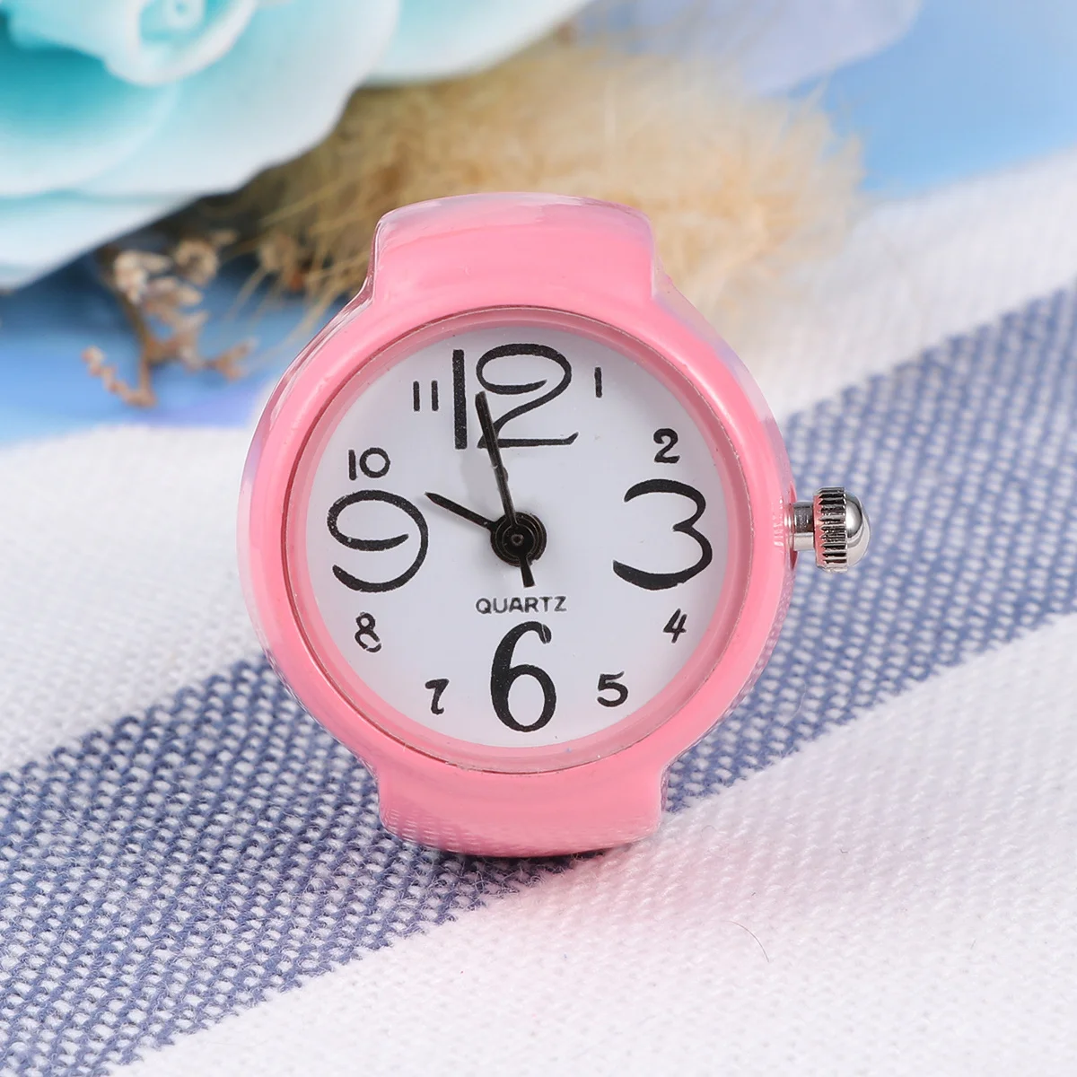 1pc Watch Ring Table Finger Ring Fashion Exquisite Mini Quartz Watch For Unisex Kids Christmas Birthday Gift Pink