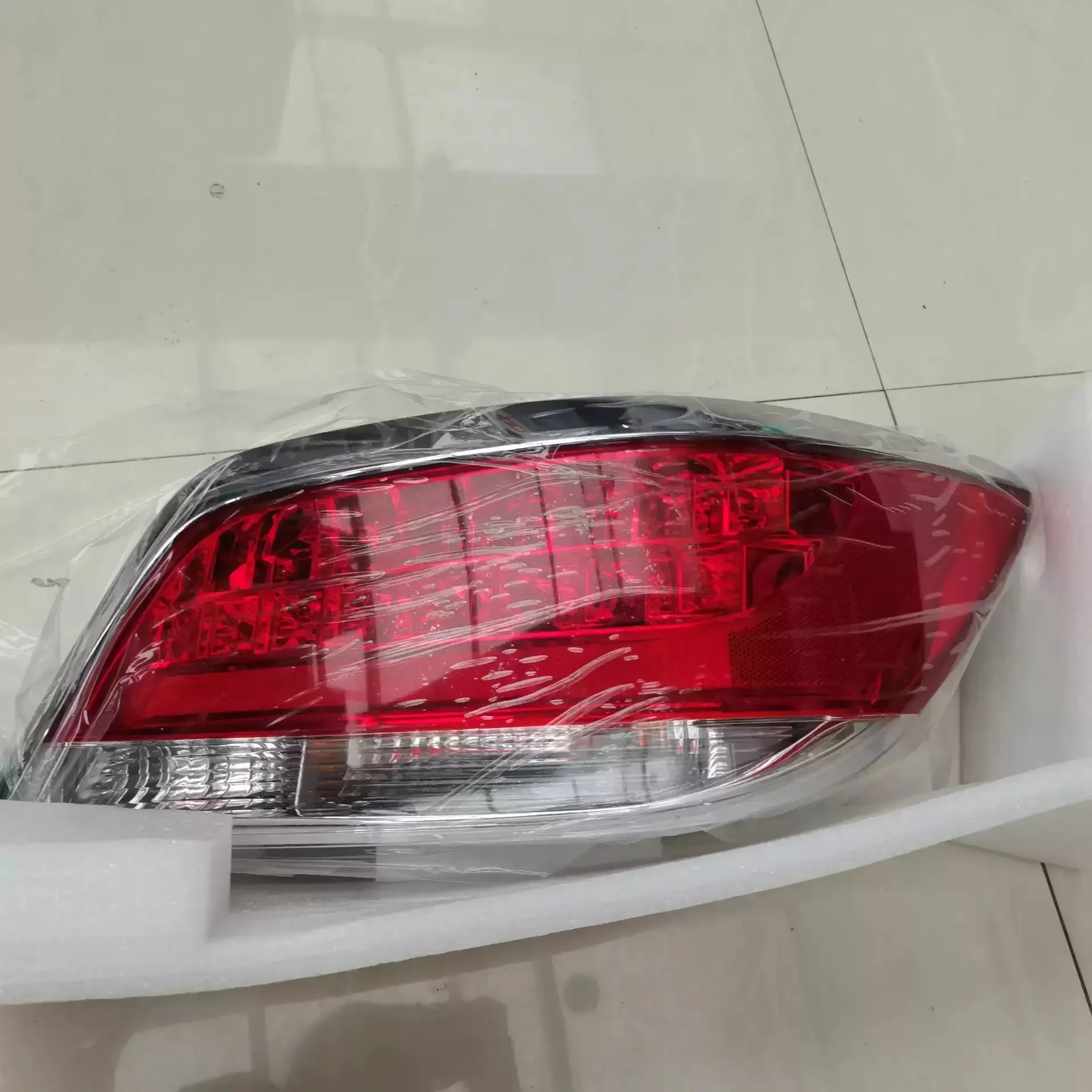 

Для Buick Lacrosse 09-12 автомобильный светодиодный задний фонарь, задний фонарь, тормозной фонарь заднего хода, указатель поворота