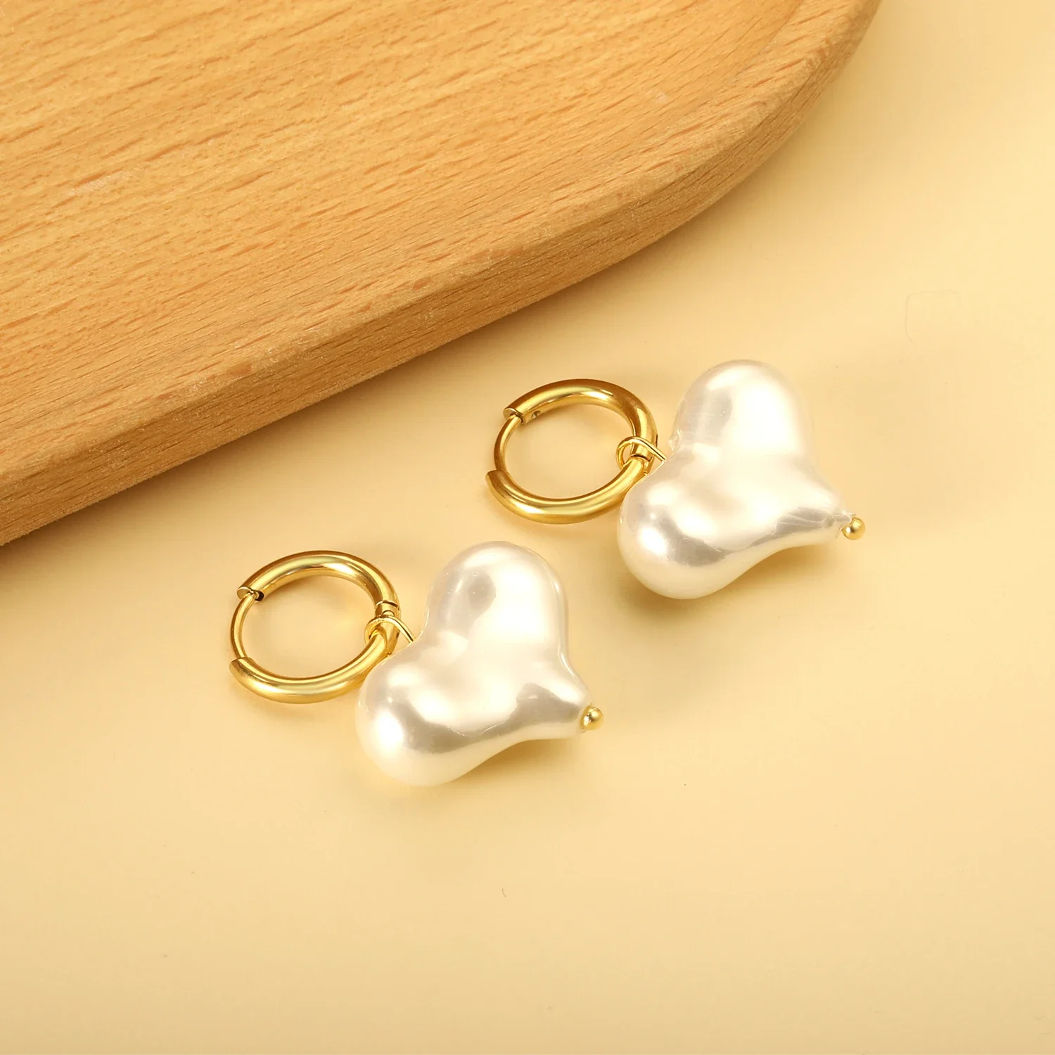 LUXUSTEEL 2PC/1pair love Heart Imitaiton Pear Hoop Earrings for Women Stainless Steel Drop Earring Romantic Valentine\'s Day gift