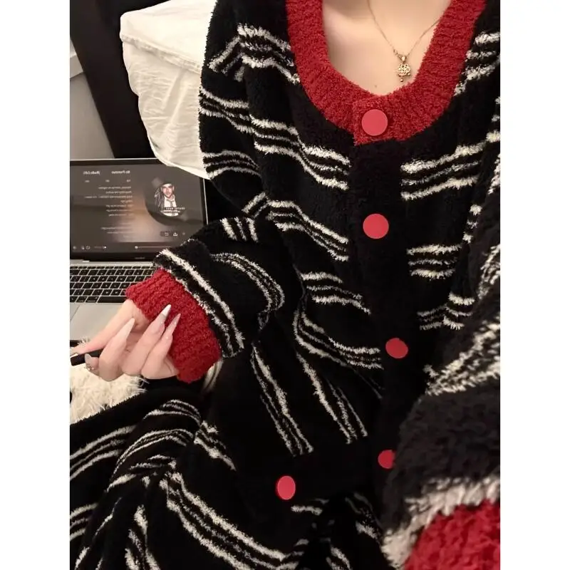 

Women's Clothing Pajamas Winter Thicken Keep Warm Fleece-Lined Comfortable Ventilate Fashion Exquisite Sleep At Home Outdoors