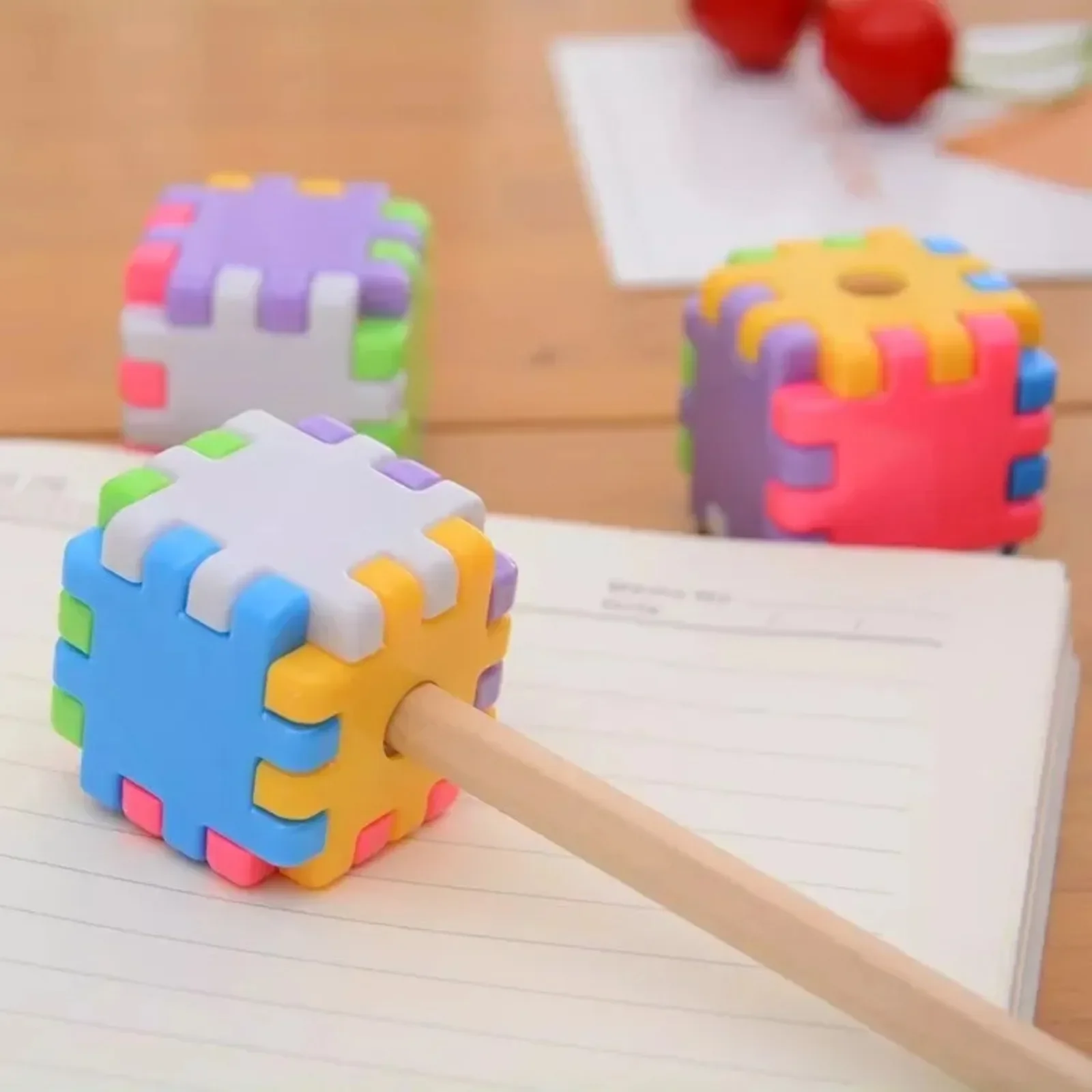 1 PCS Kawaii Creative Blocks Pencil Sharpener Stationery School Office Supplies Novelty Kid Rubik's Gift Cube Funny Toy