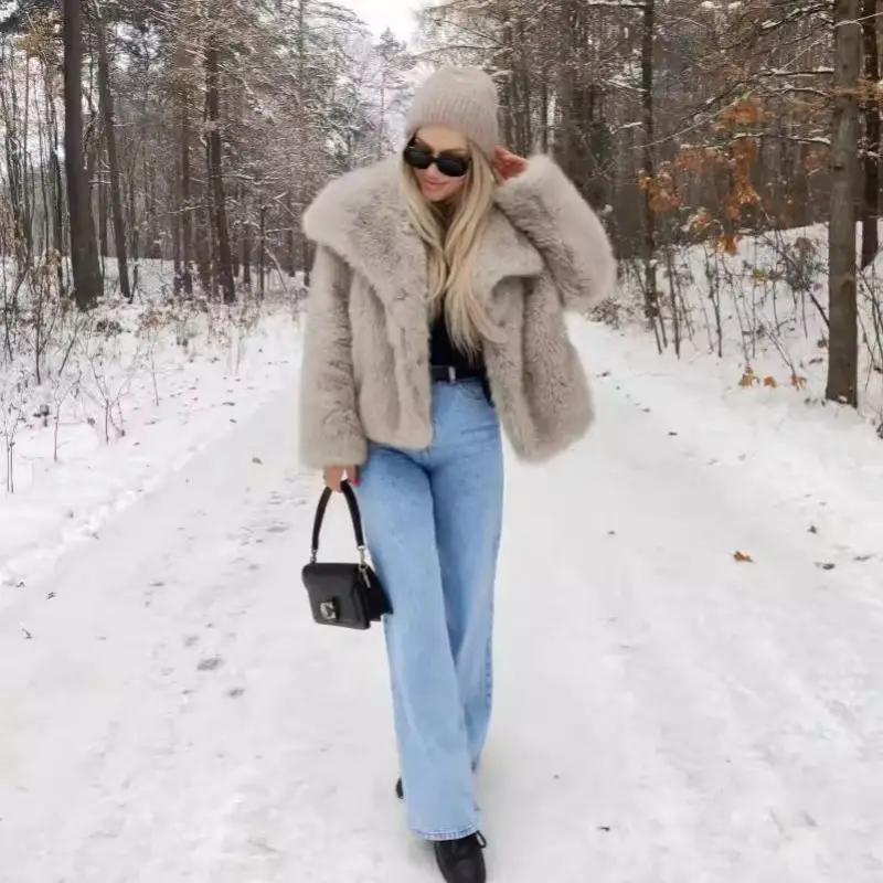 Women's Clothing Faux Fox Fur Coat Short Faux Fur Large Collar Loose Fashion Plus Size Autumn Winter New Fluffy Jacket Warm Tops - Image 3