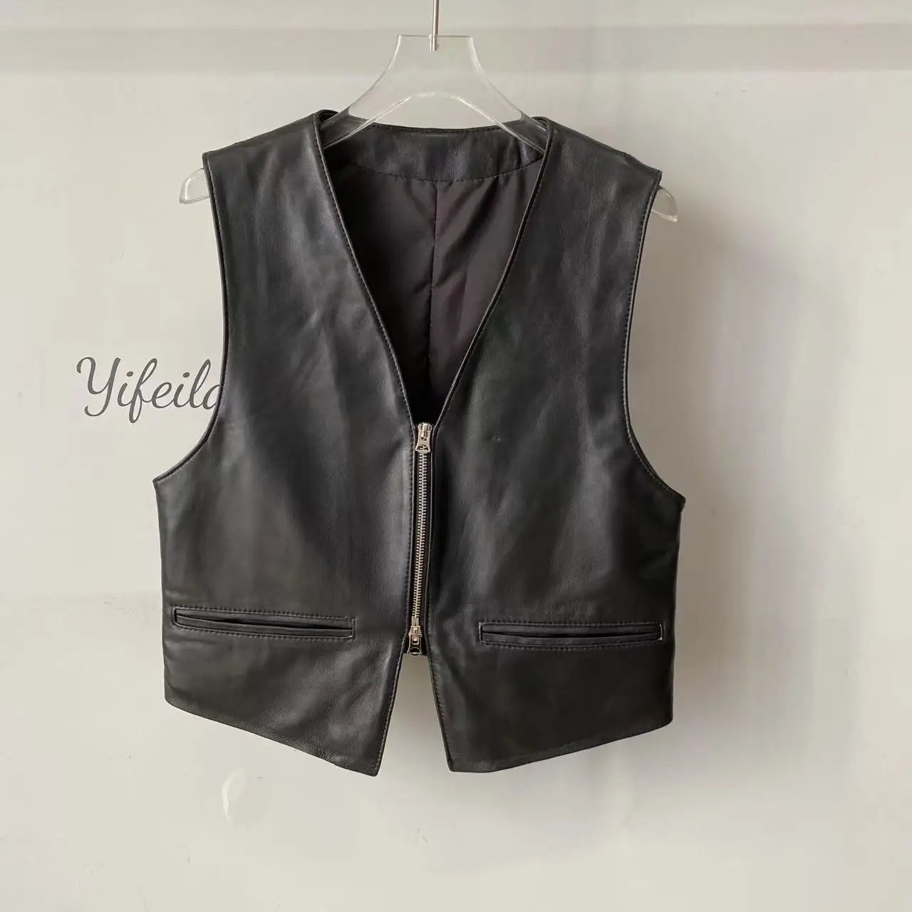 خريف 2025 جديد Sle المرأة Faionable ort جلد طبيعي سترة جلد الغنم Svel سستة إغلاق V-Ne معطف Jaet