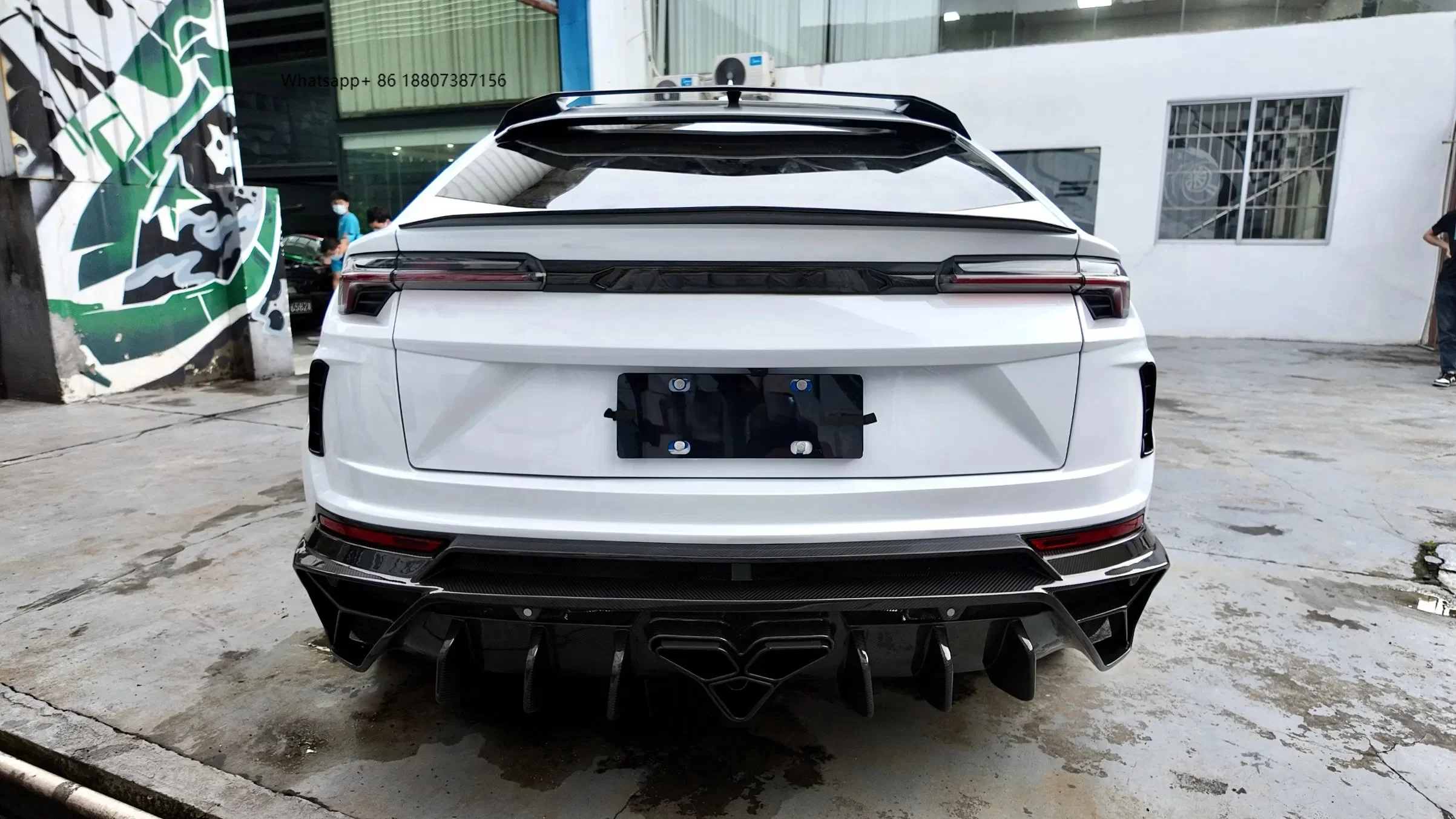 

High performance Carbon Fiber Gt style Roof Wing rear spoiler ForLamborghini Urus
